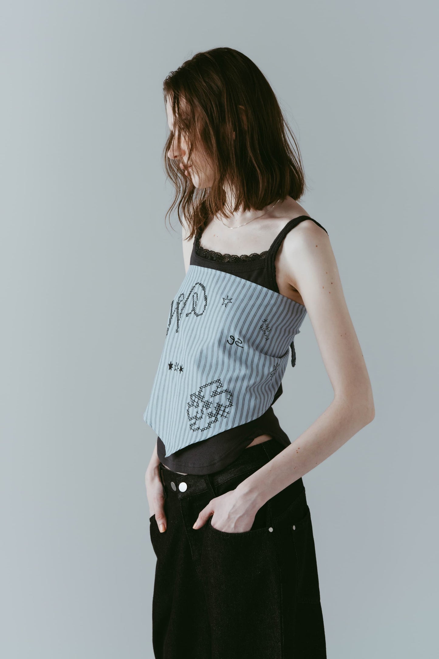 embroidered scarf/3color