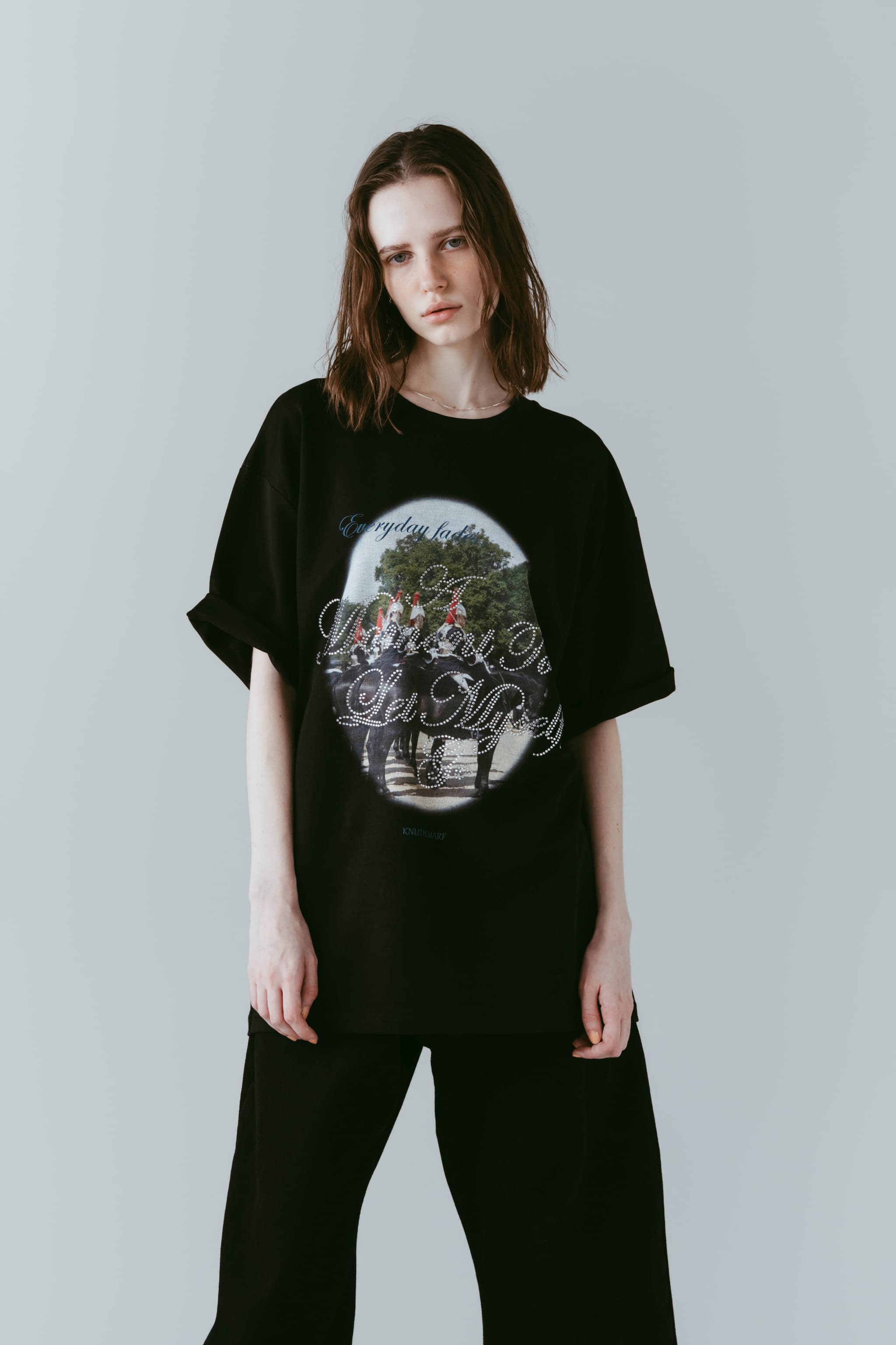 rhinestone graphic tee(unisex)/black