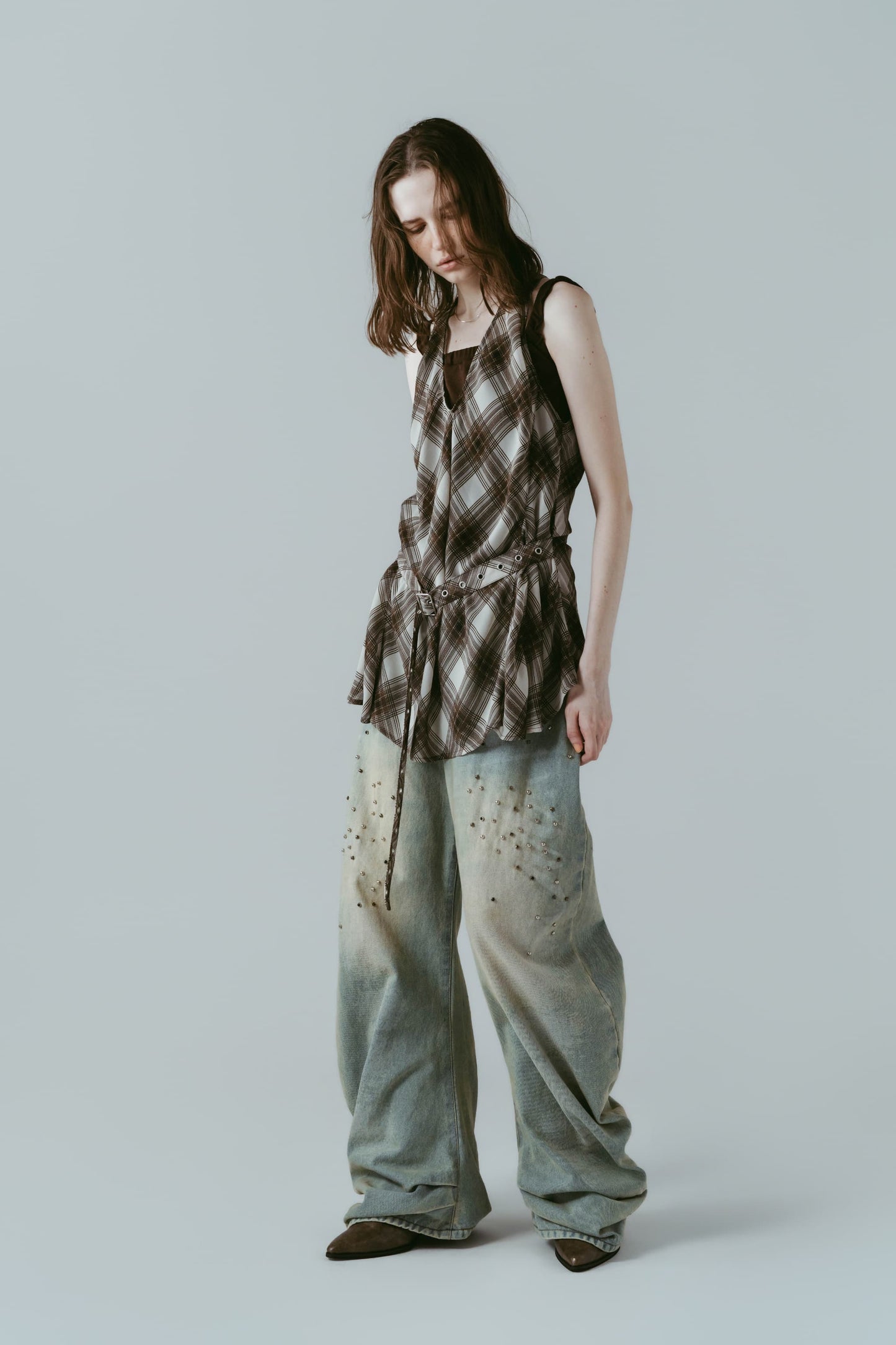 plaid halter neck blouse/brown