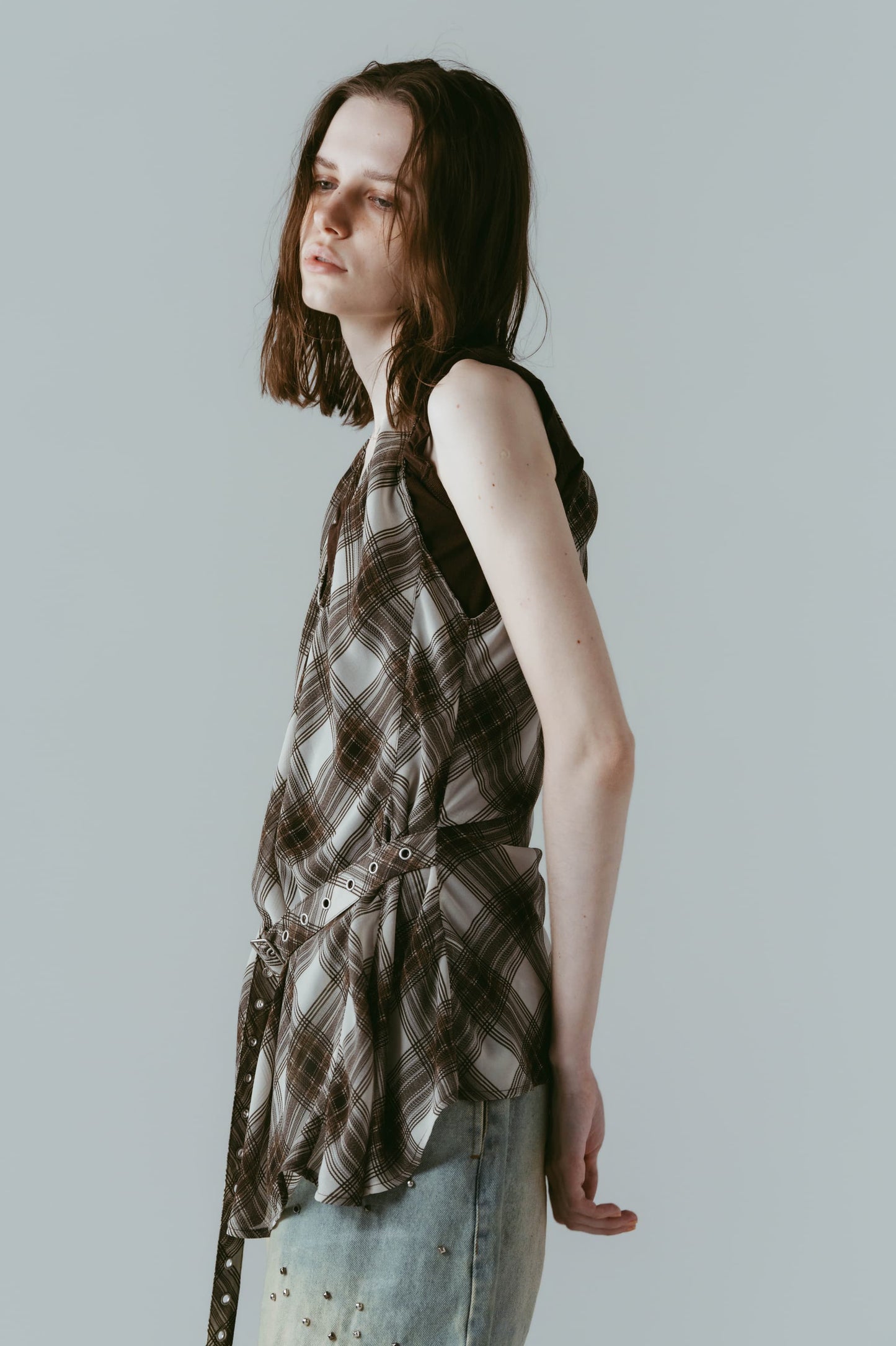 plaid halter neck blouse/brown