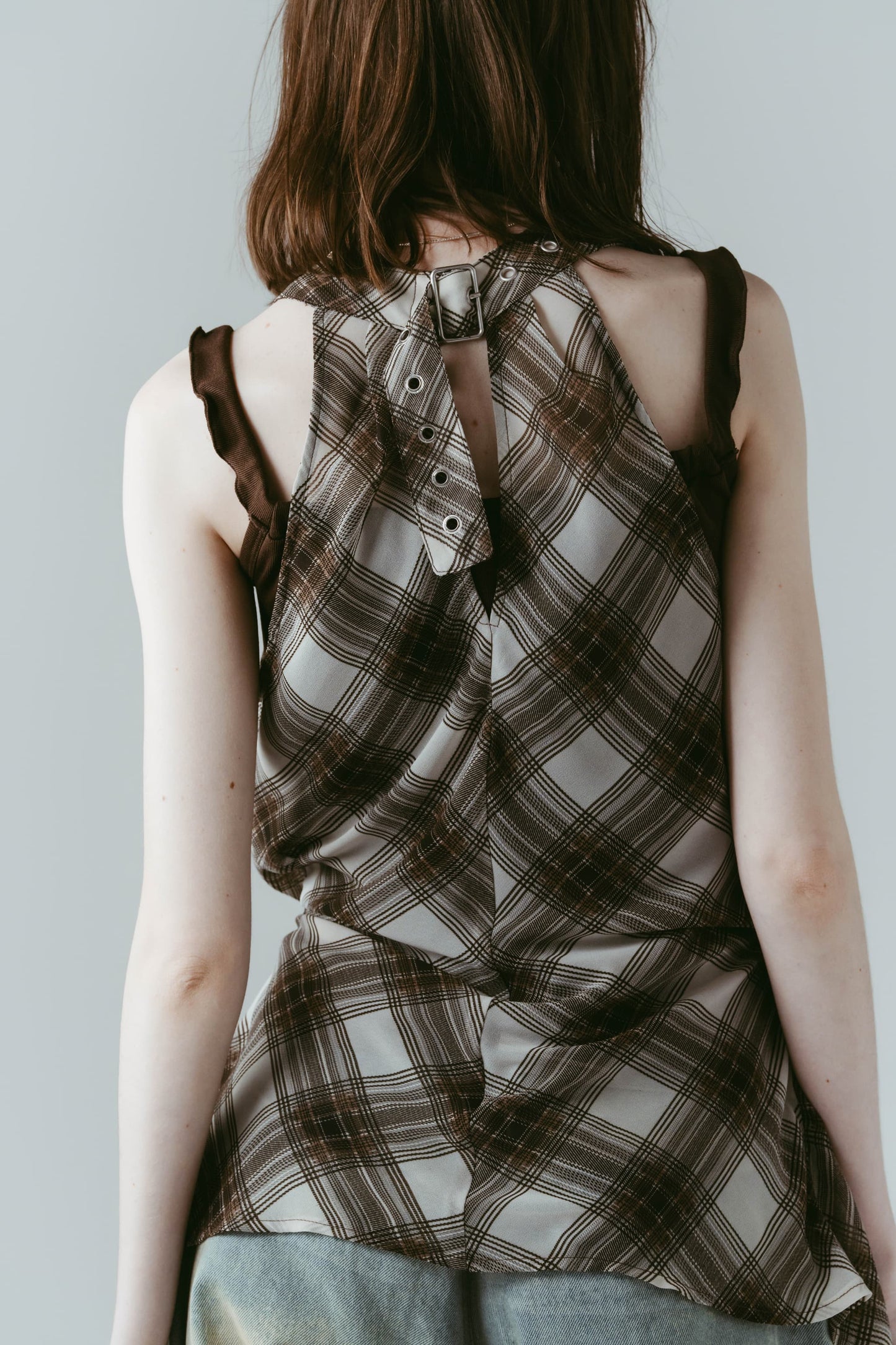 plaid halter neck blouse/brown