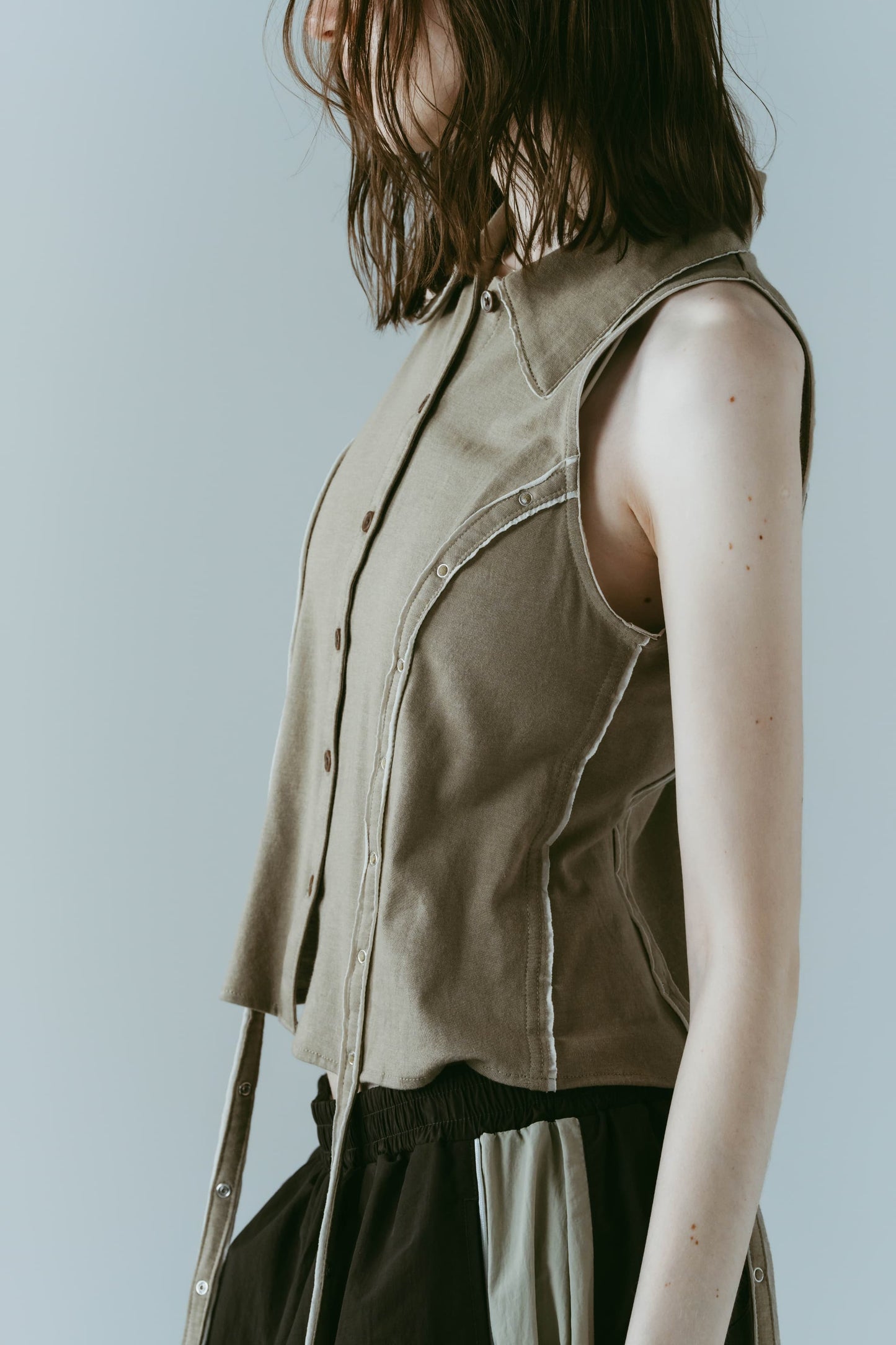 american armhole compact shirt/pistachio