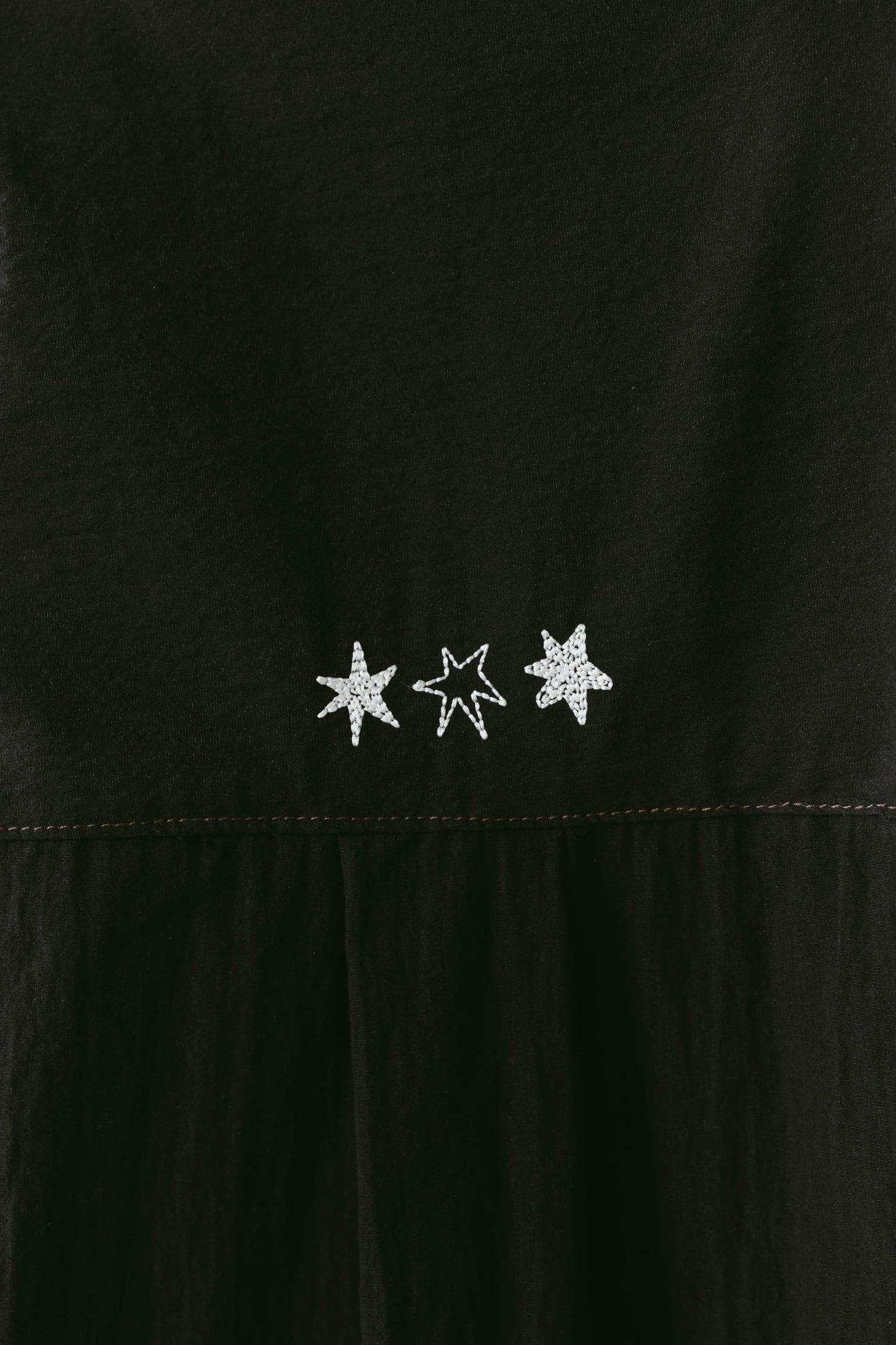 embroidered shirt(unisex)/black