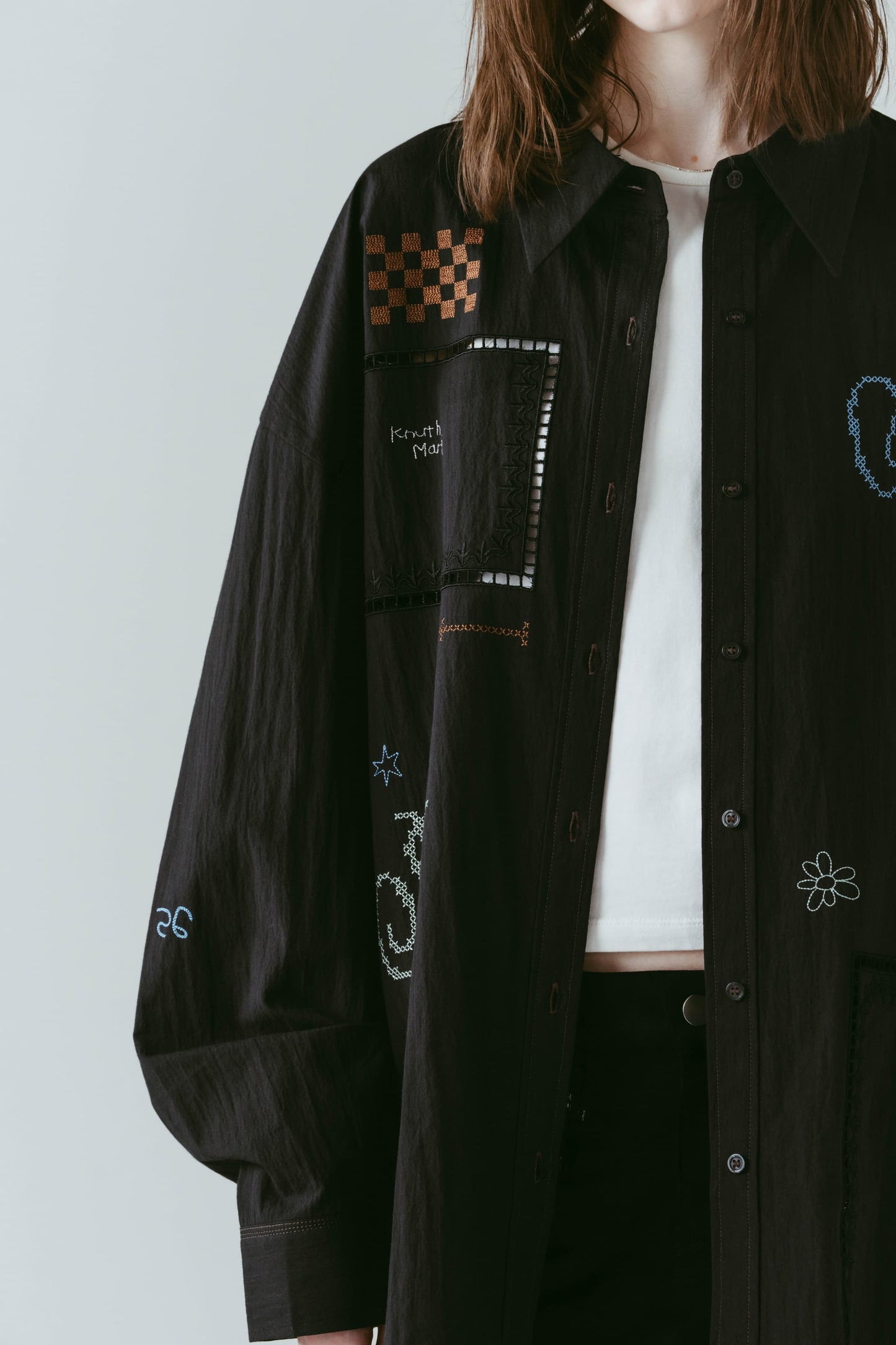 embroidered shirt(unisex)/black