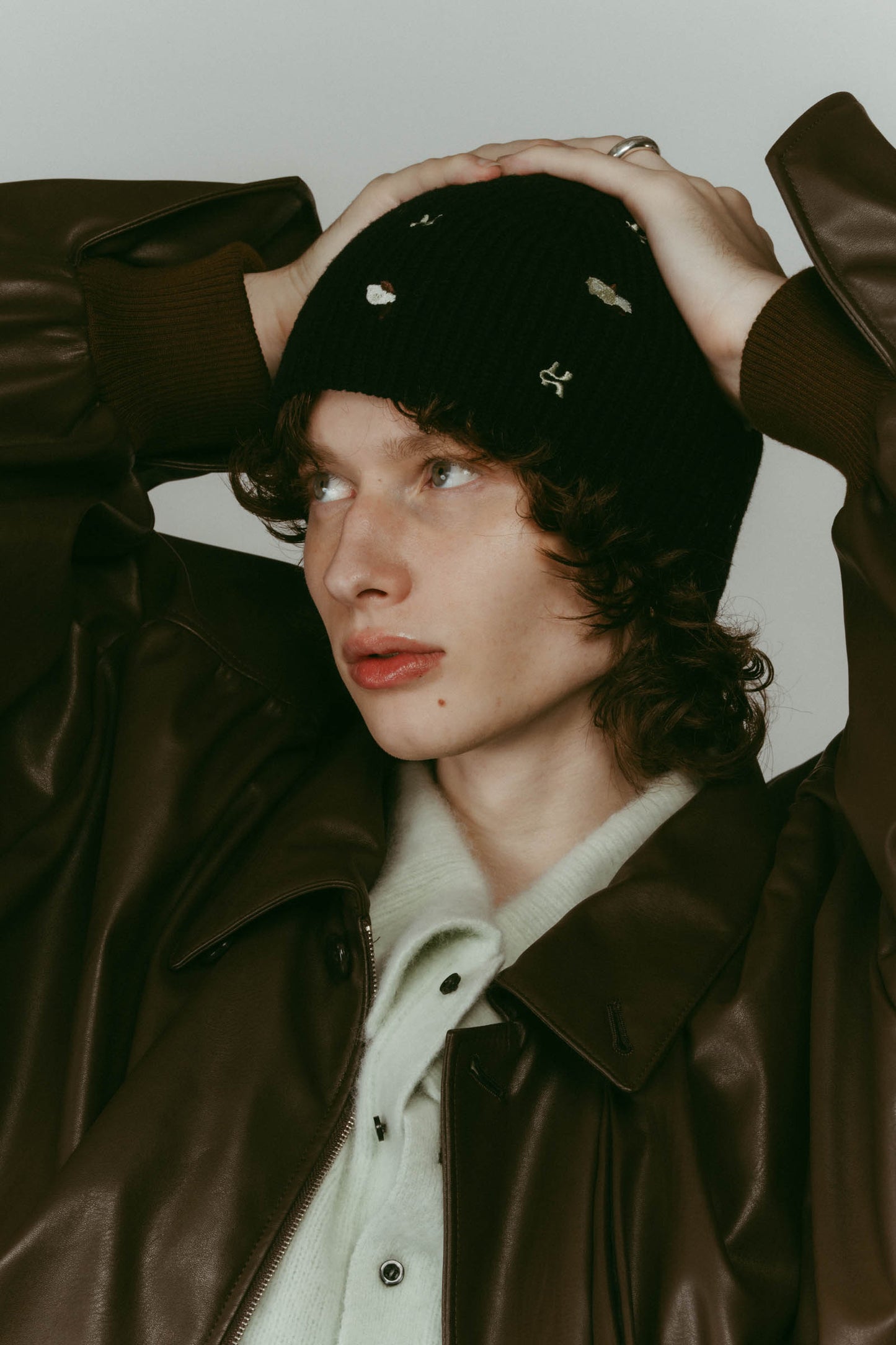 K motif beanie/2color