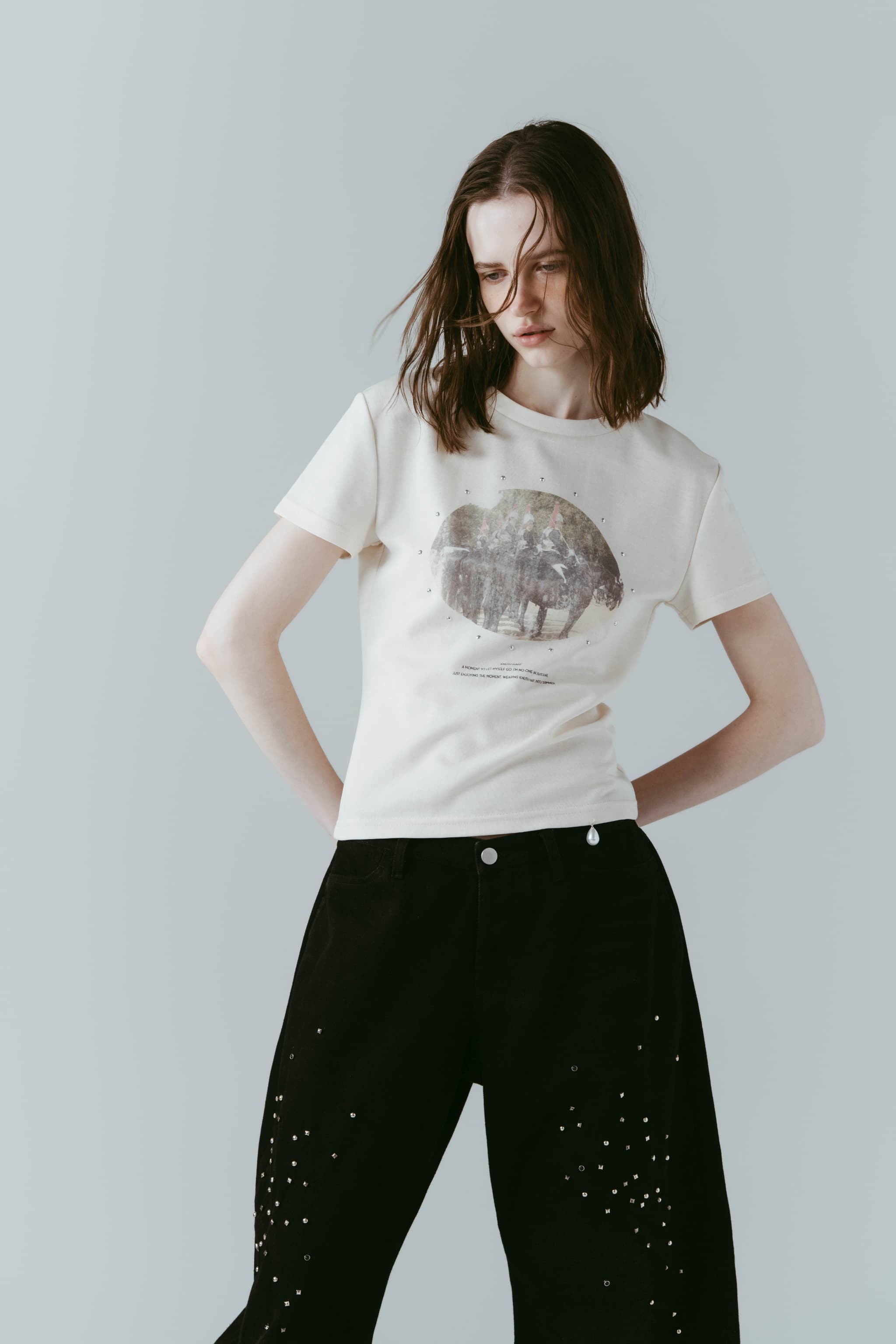 studded compact tee/ivory