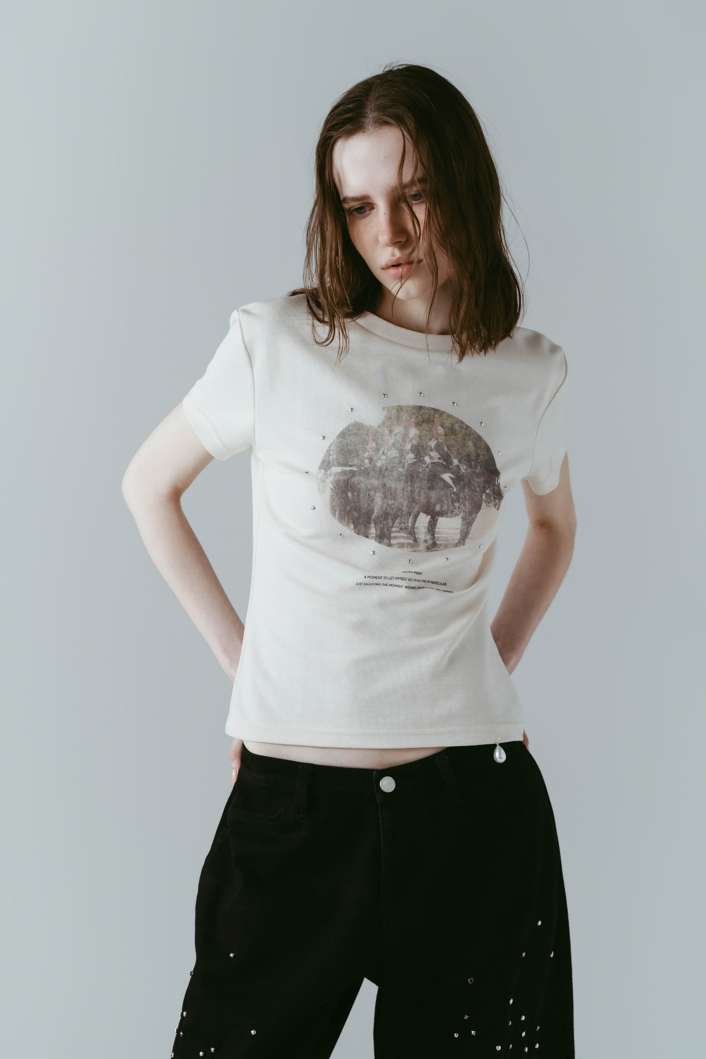 studded compact tee/ivory