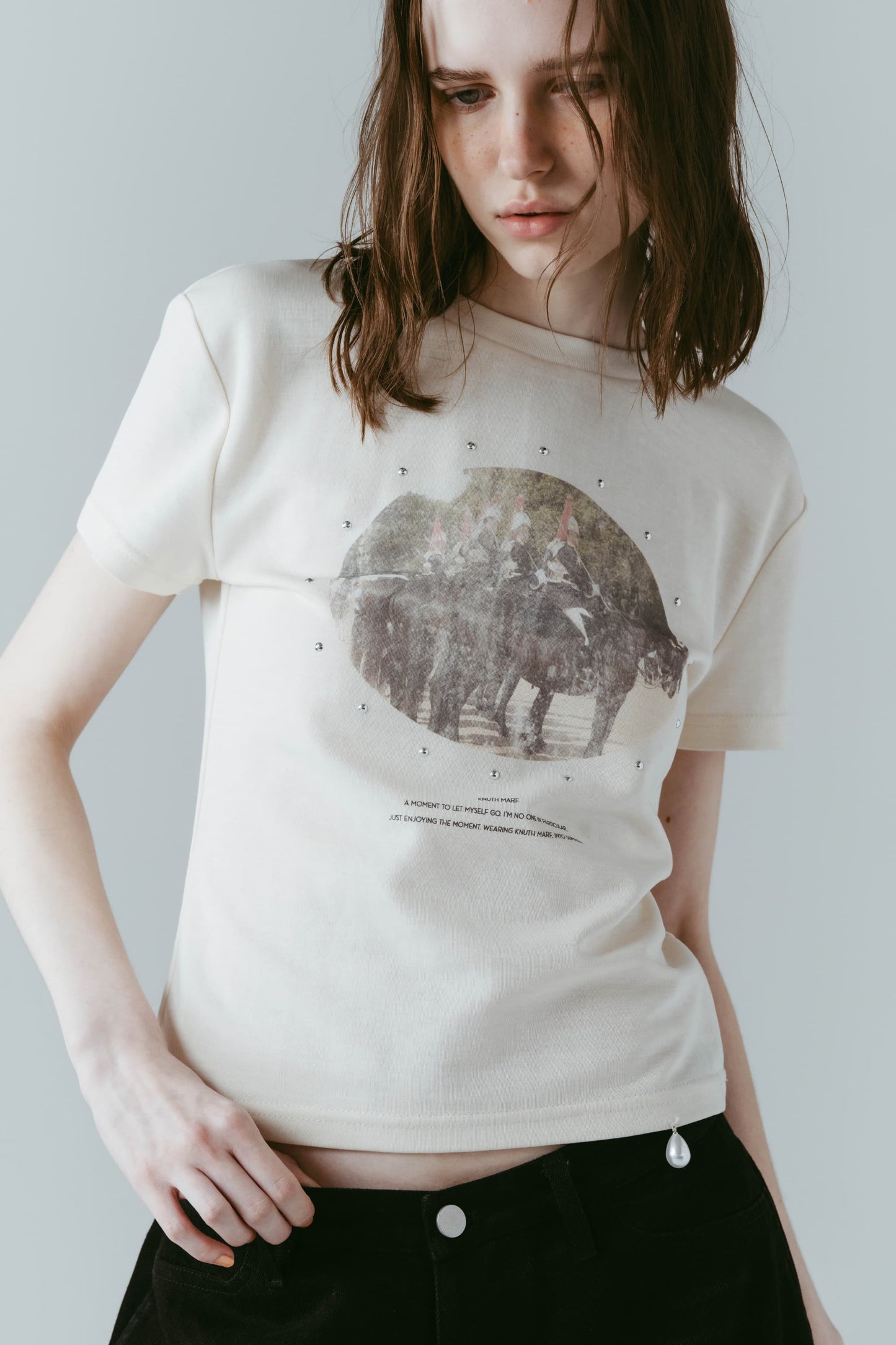 studded compact tee/ivory