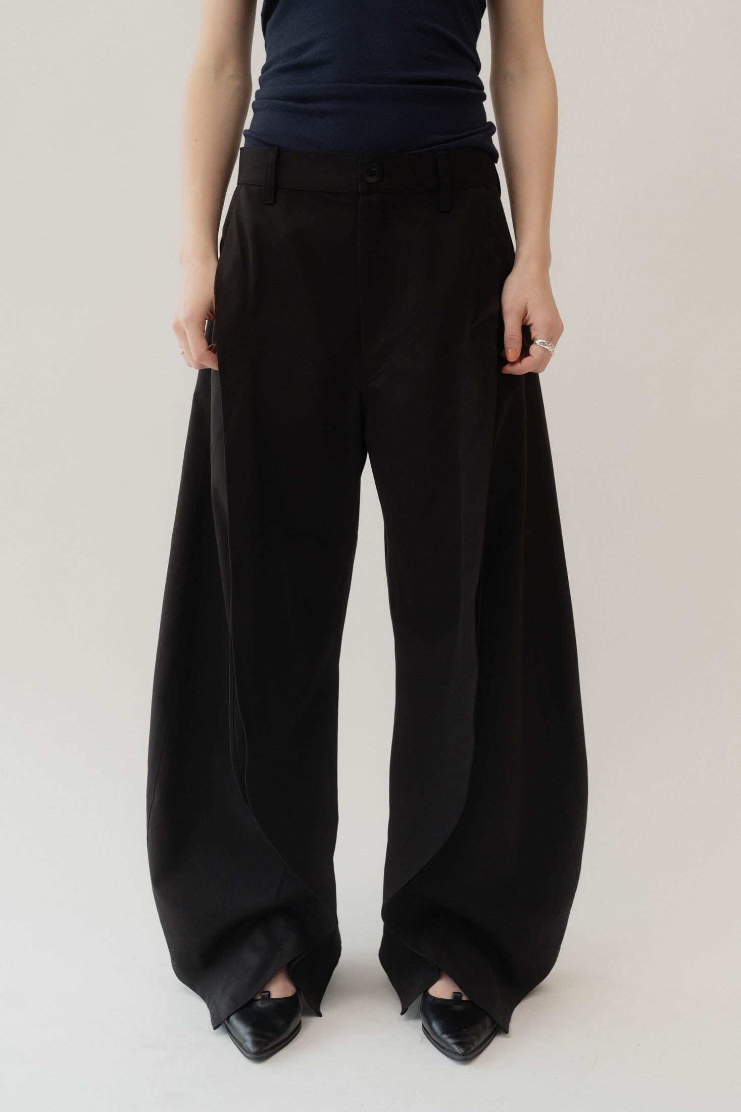 -Order sales until 6/10 13:00 -slit deformed pants(unisex)/black/Shipping 7/30~