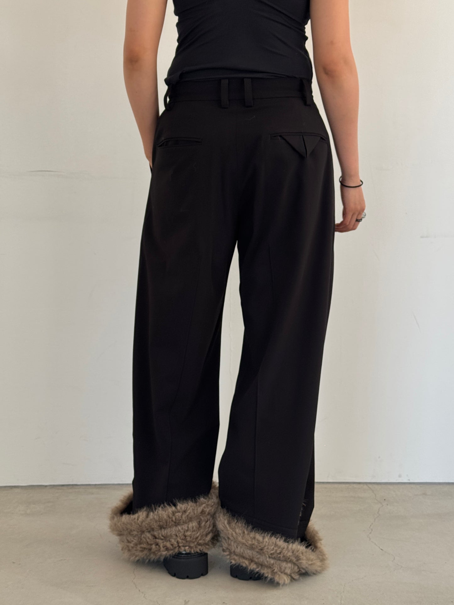 (仮商品名)スラックスファーパンツ(unisex)/blackfur