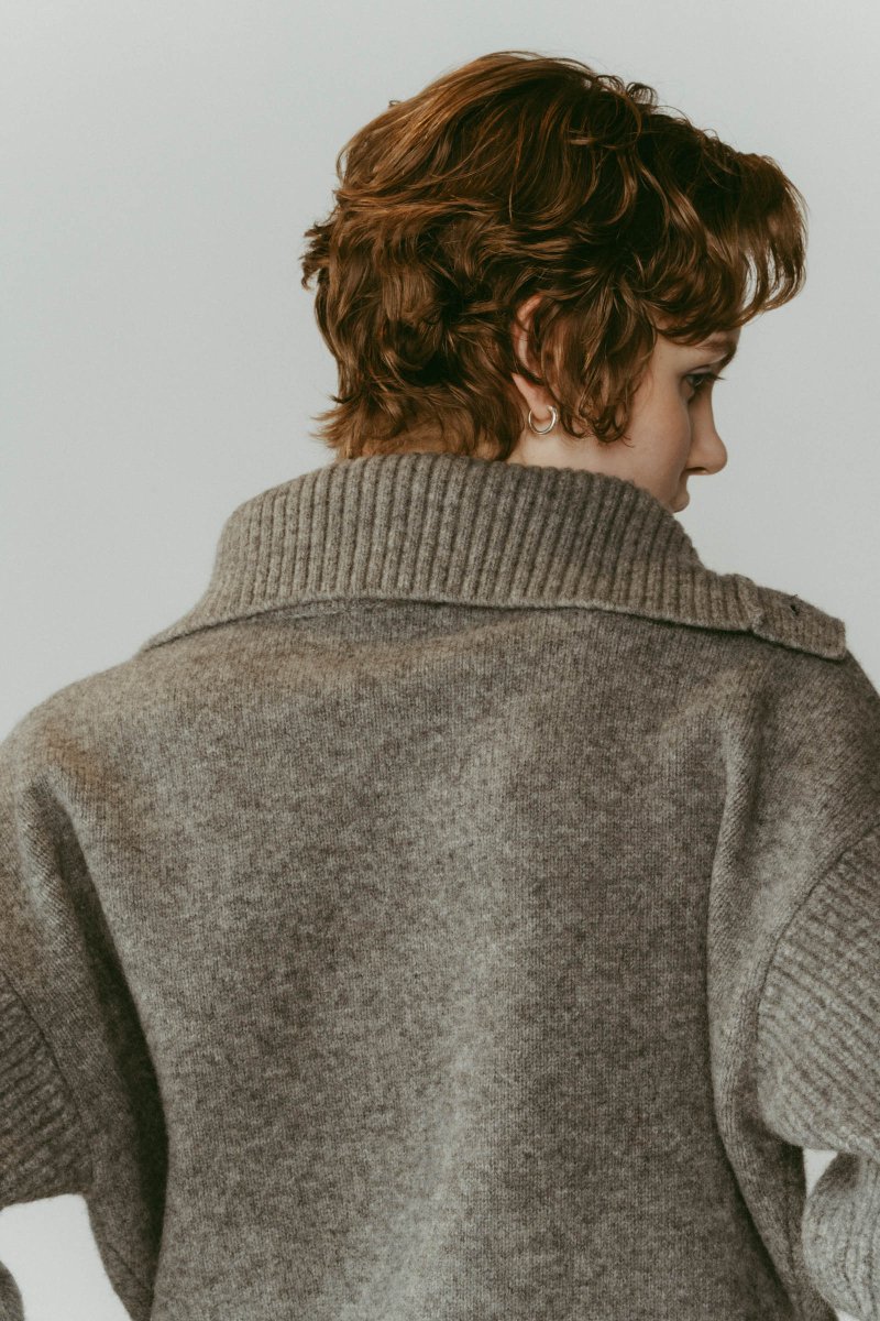 buttoned high - neck knit/gray - KNUTH MARF