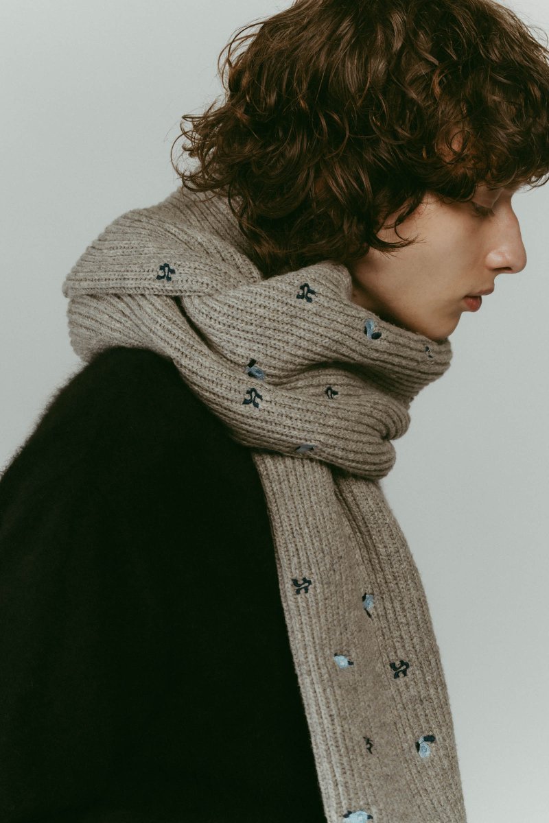 K motif muffler/2color | KNUTH MARF