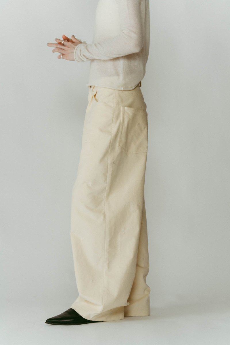 K motif velveteen pants(unisex)/ivory - KNUTH MARF