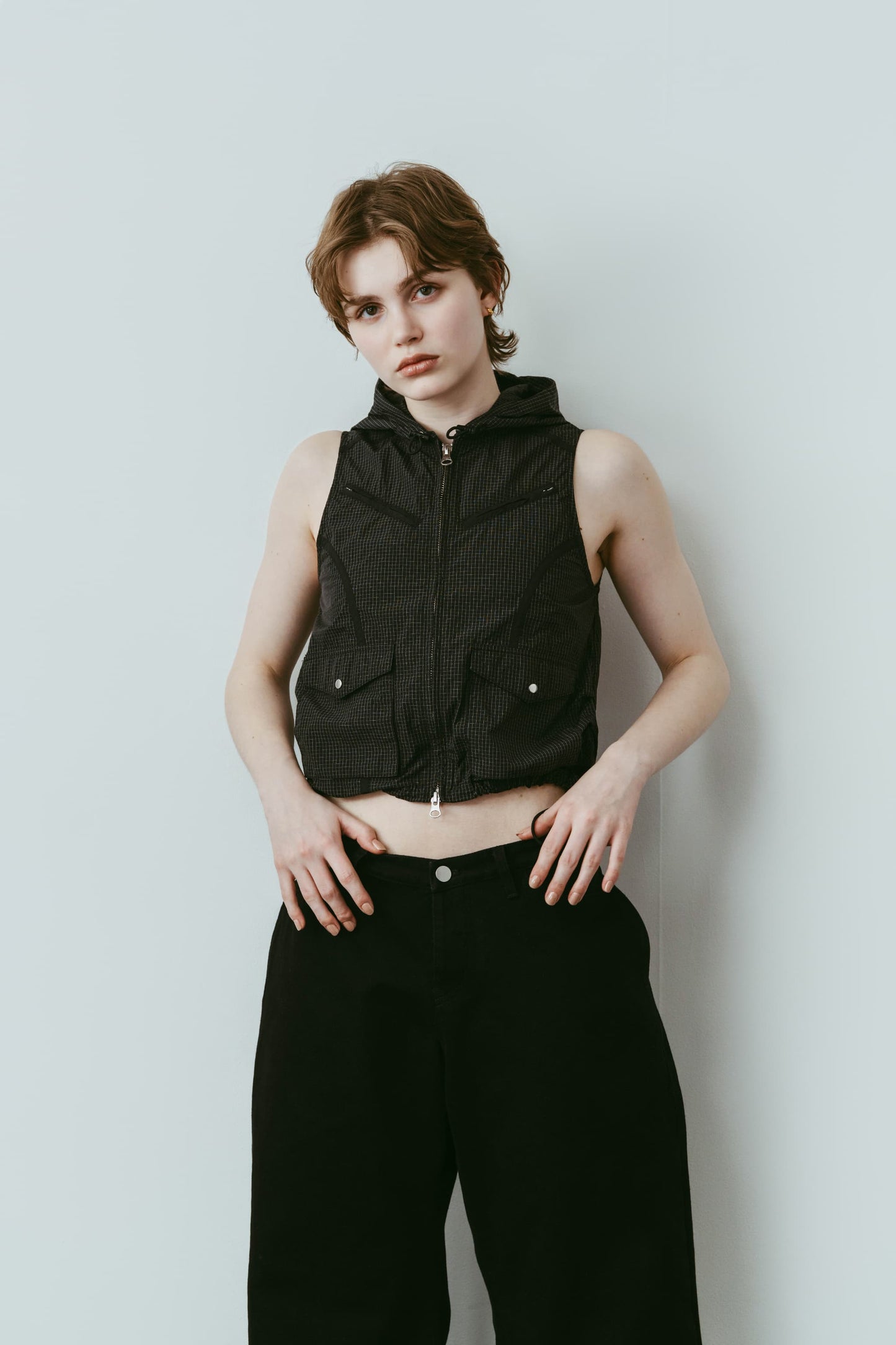nylon hoodie/black