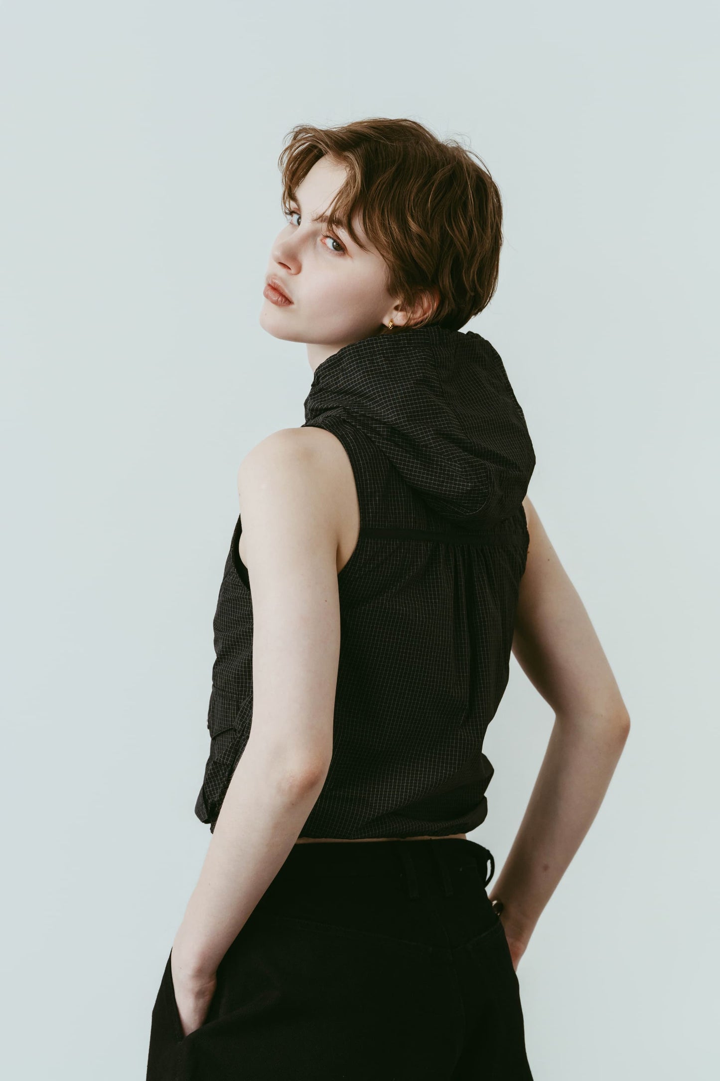 nylon hoodie/black