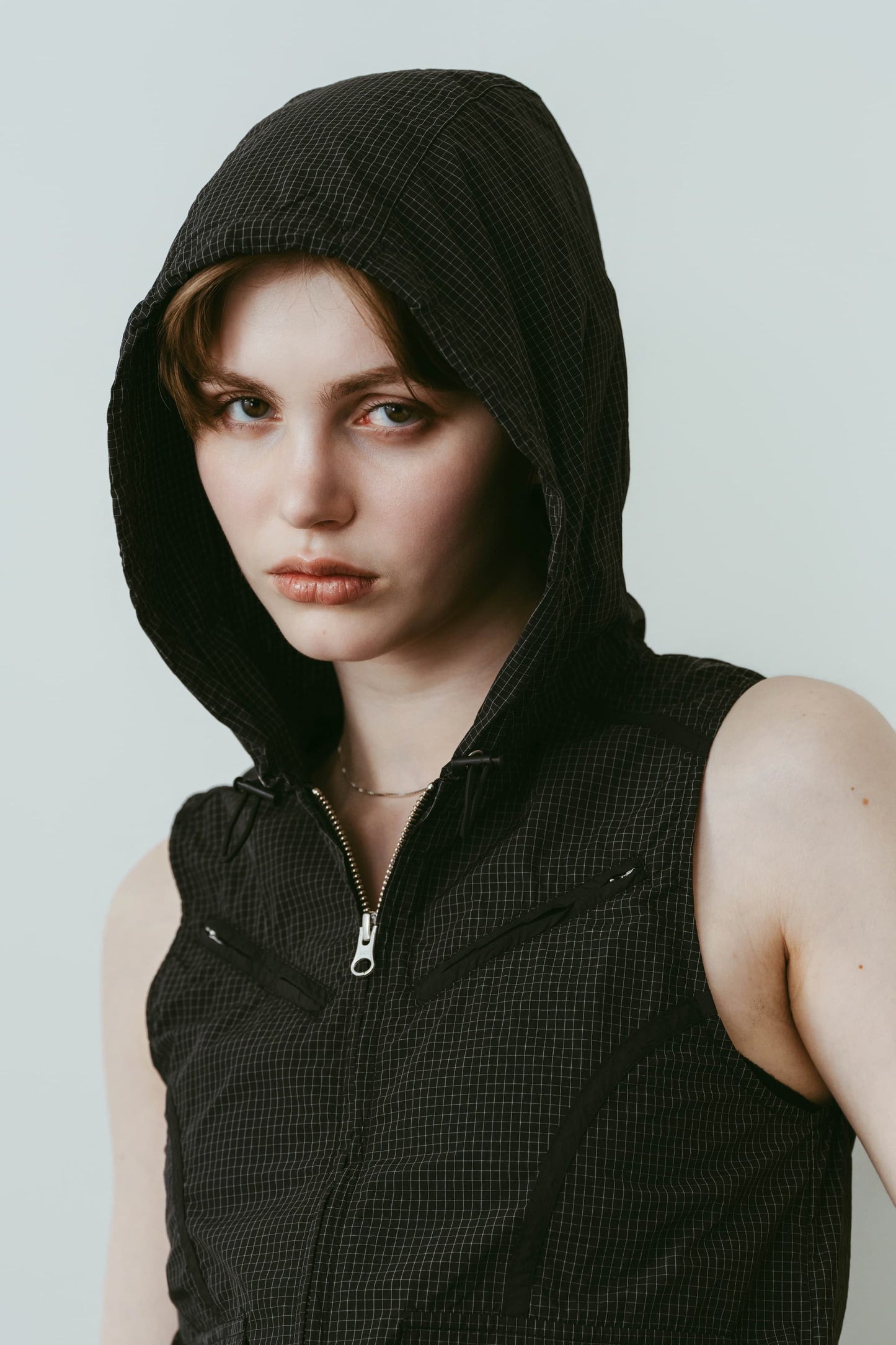 nylon hoodie/black