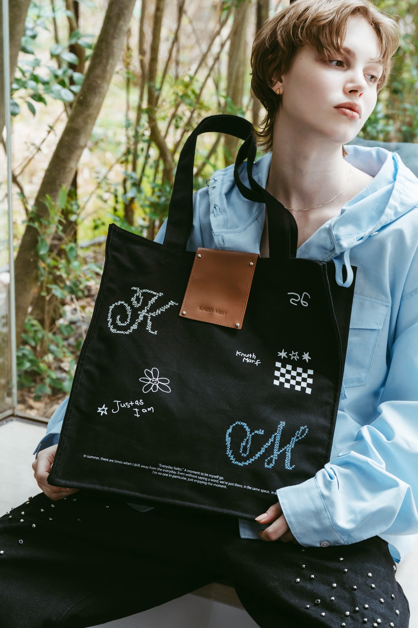 graphic canvas tote/2color