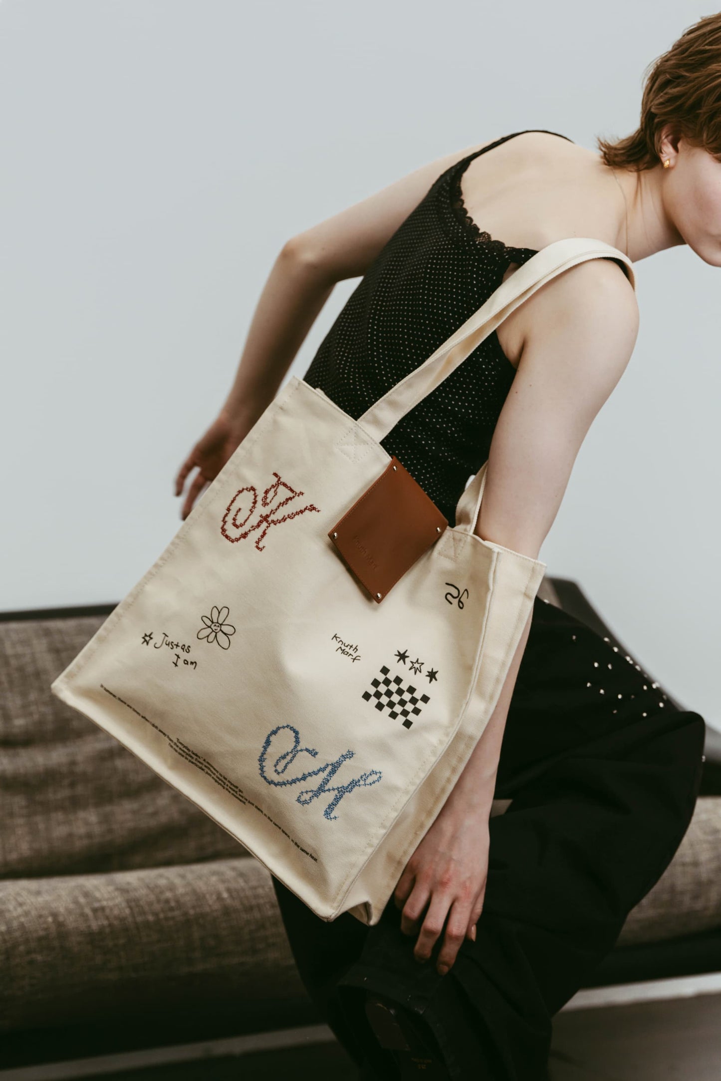 graphic canvas tote/2color