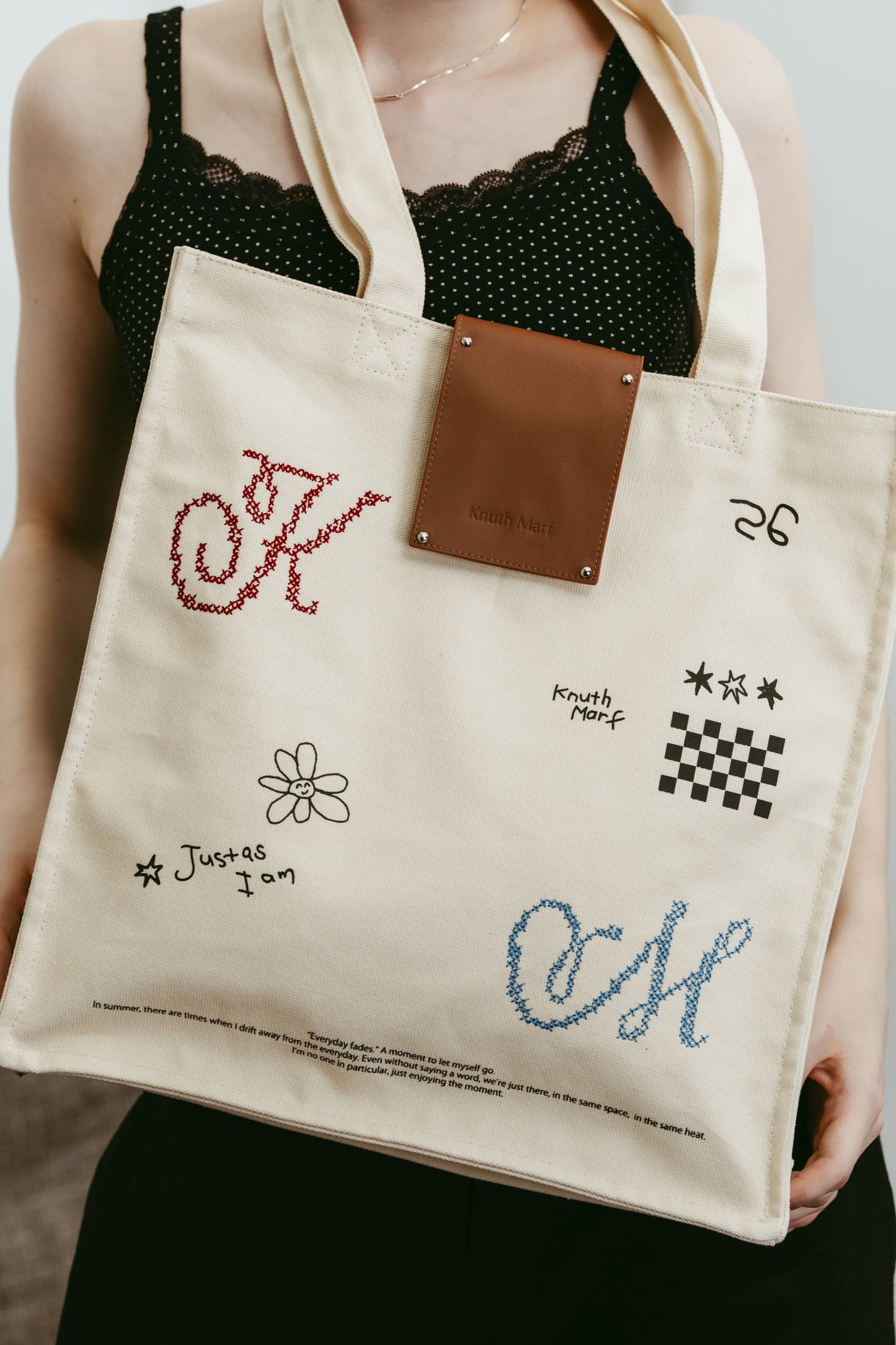 graphic canvas tote/2color