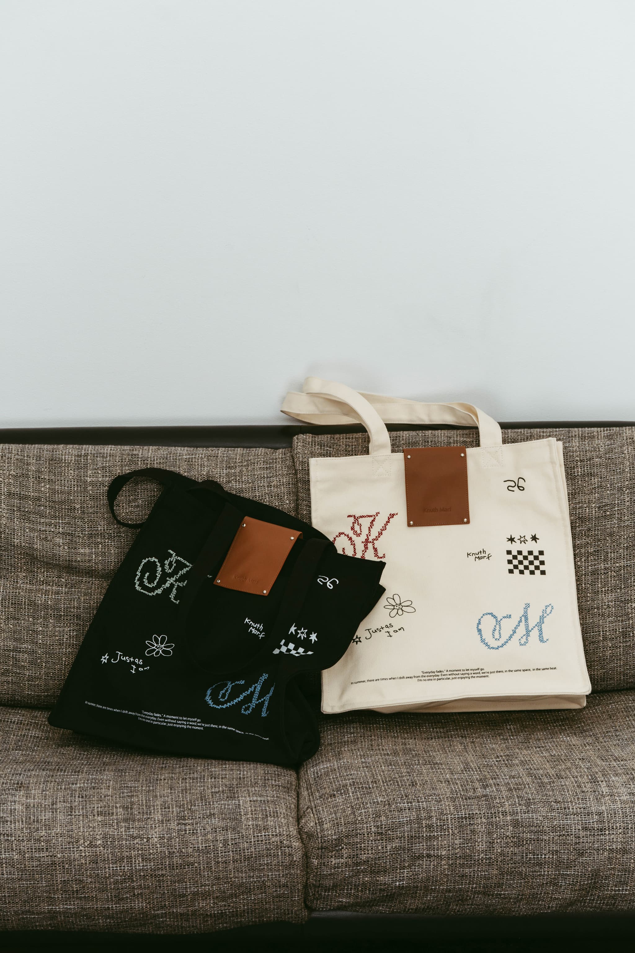 graphic canvas tote/2color | KNUTH MARF
