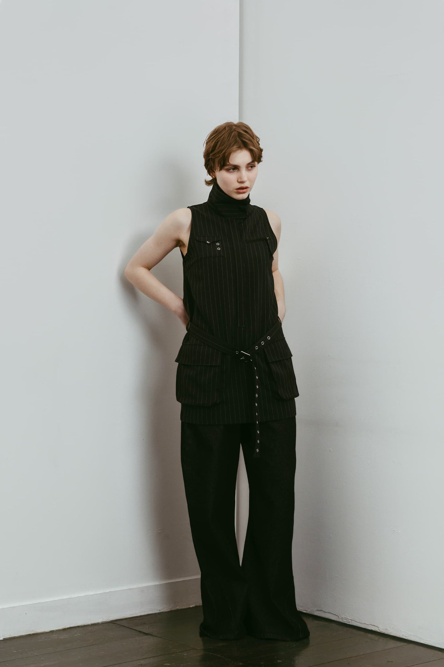 stand neck mini dress/stripeblack