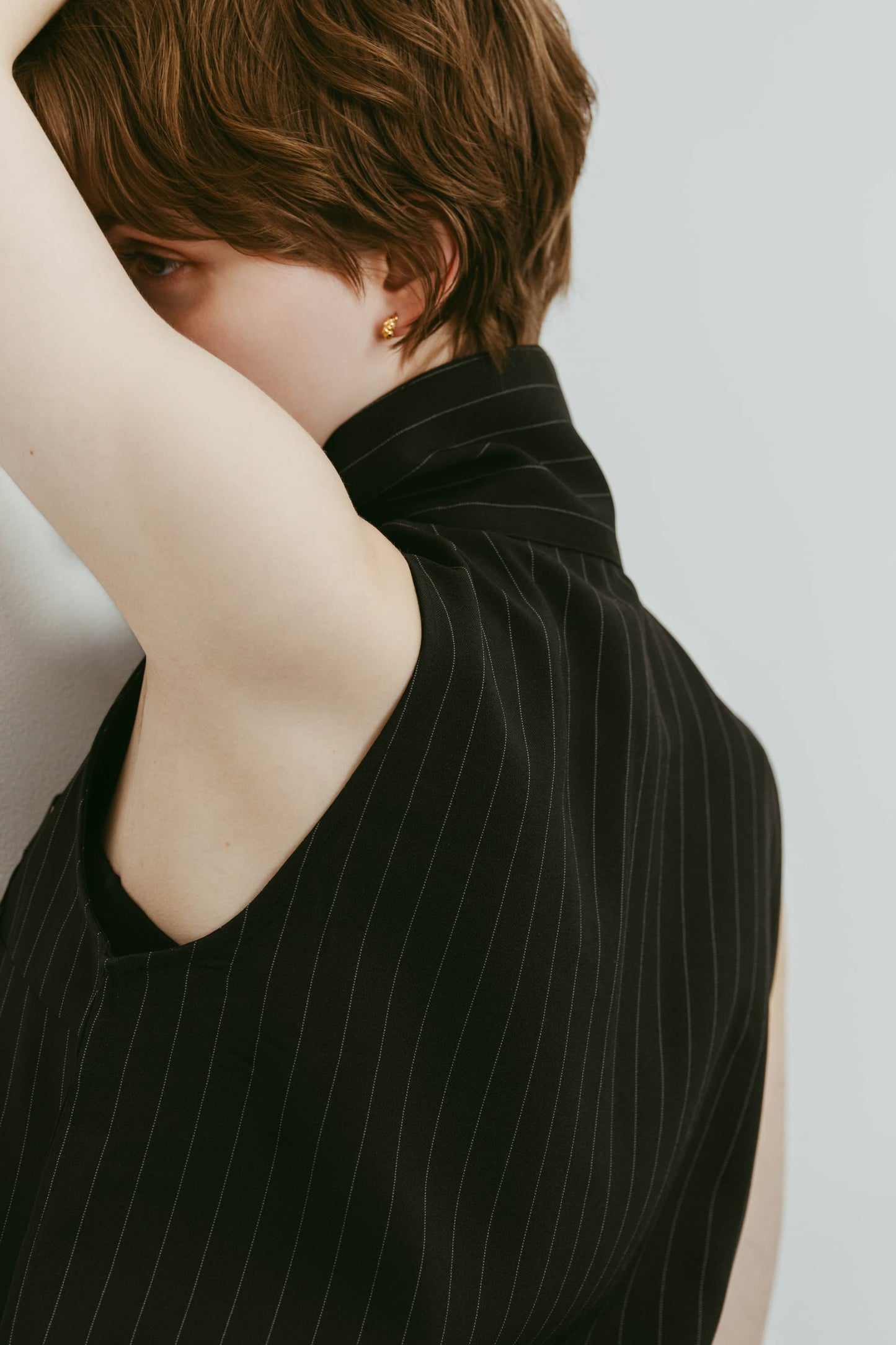 stand neck mini dress/stripeblack