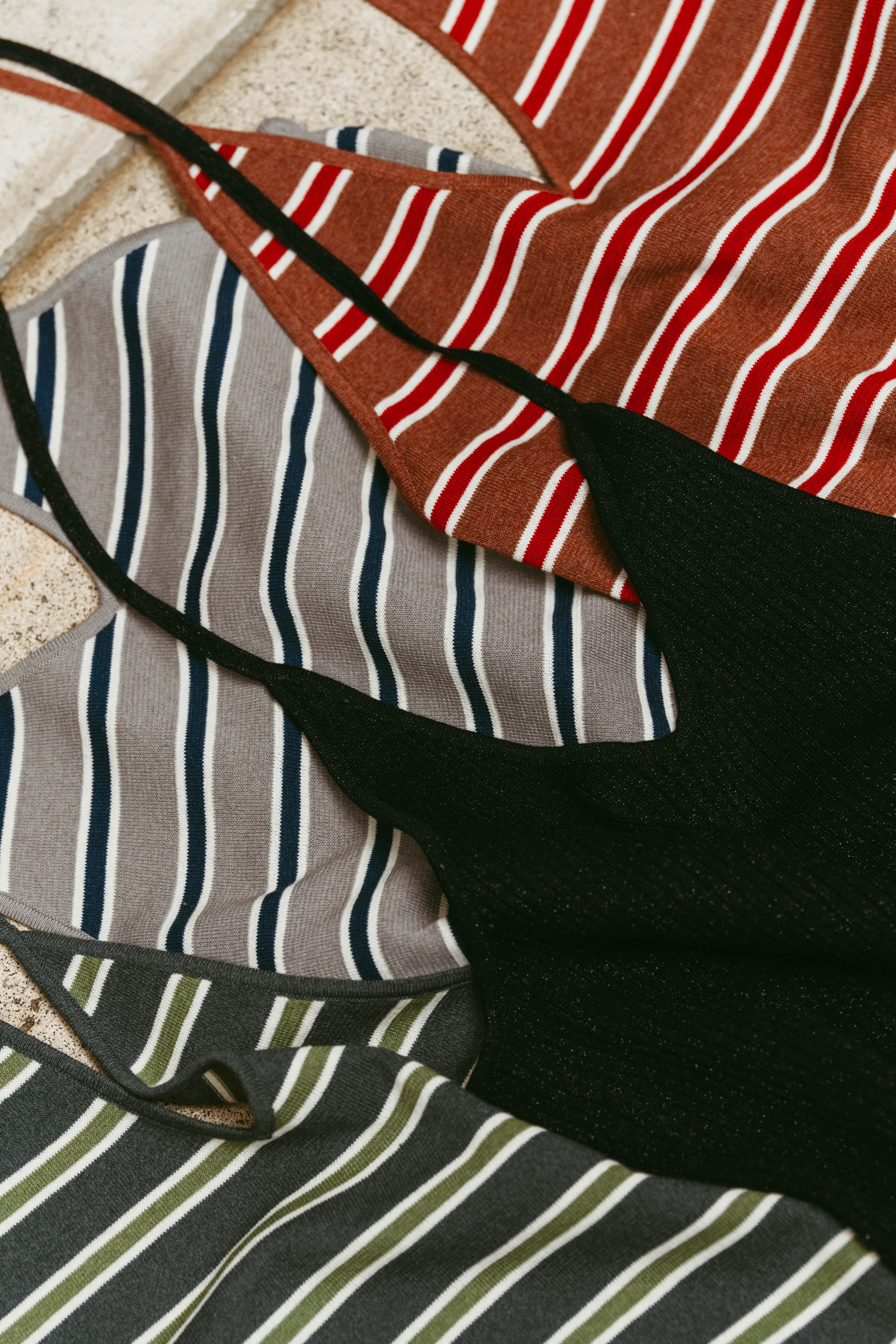 knit halter bustier/3color | KNUTH MARF