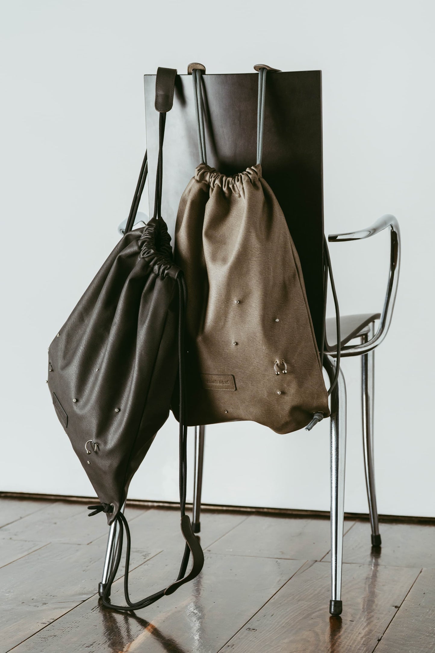 leather drawstring bag/2color