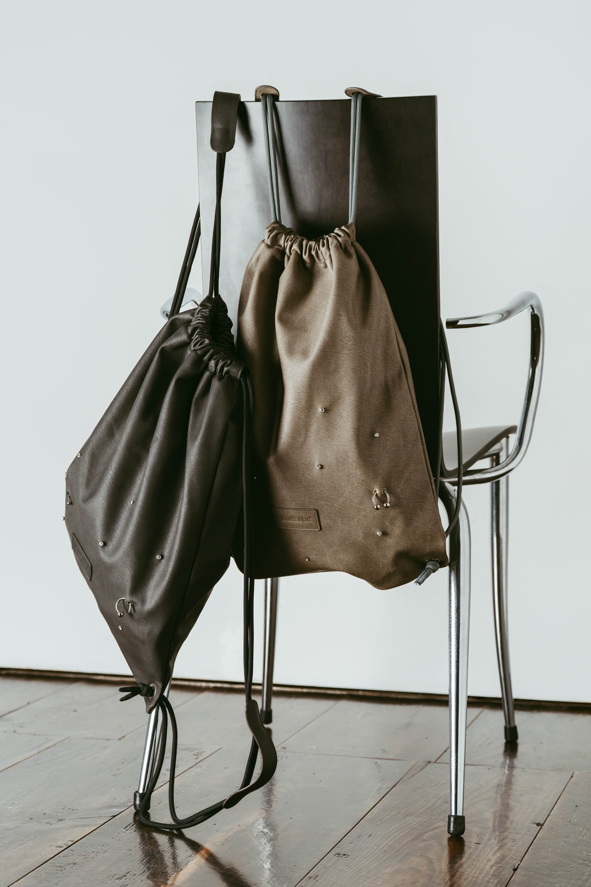 leather drawstring bag/2color