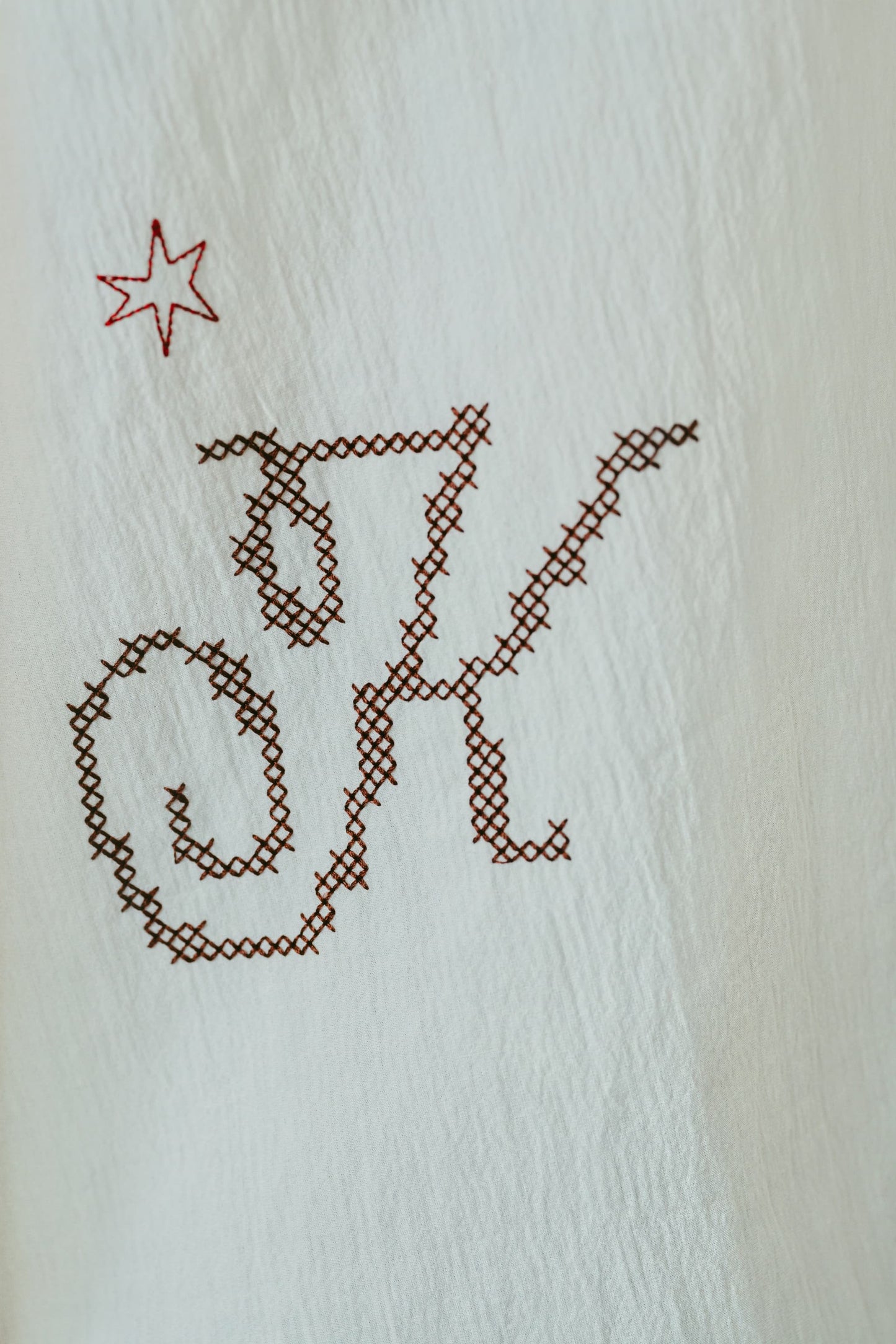 embroidered shirt(unisex)/ivory