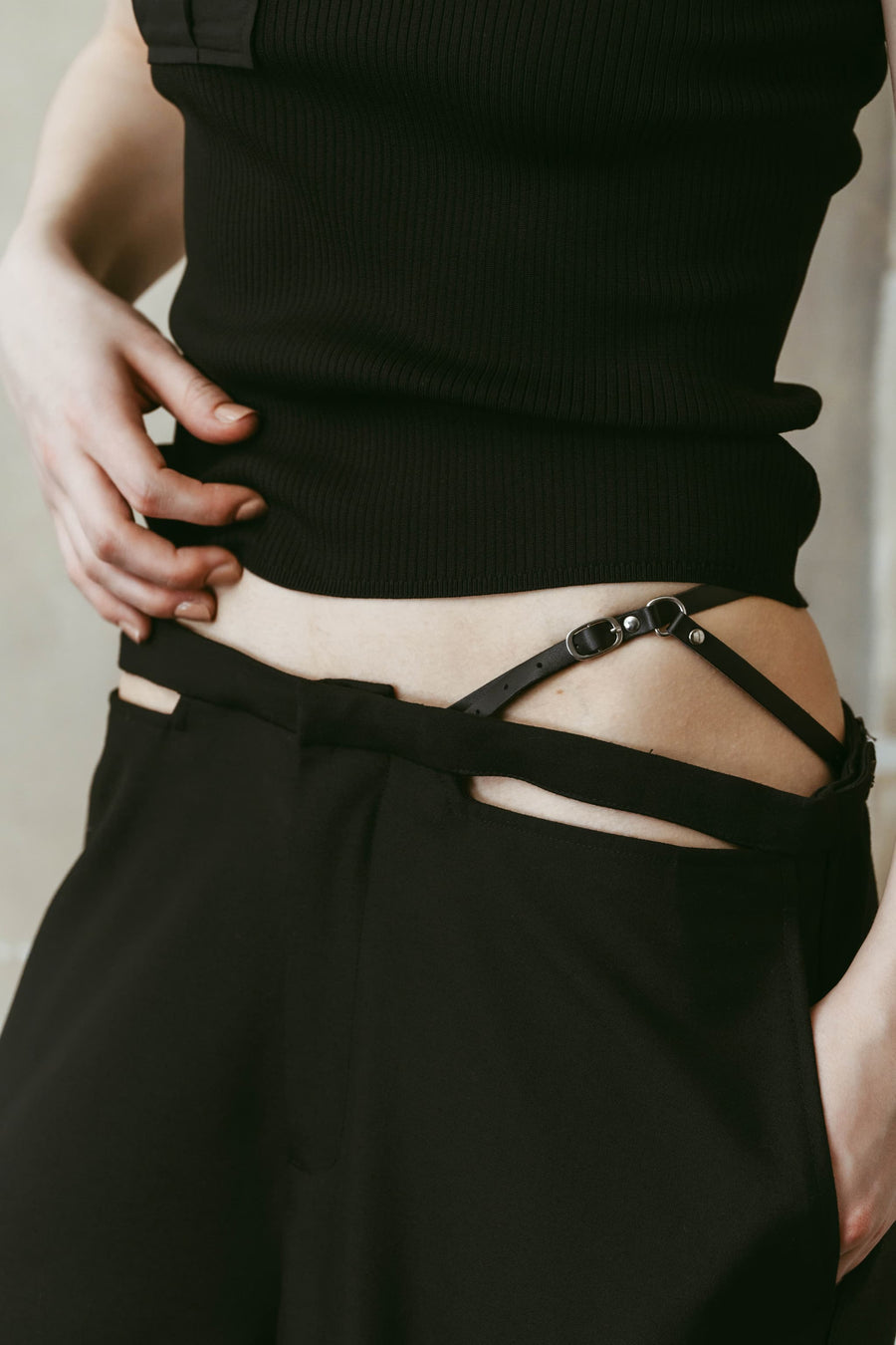 spaghetti pants/black