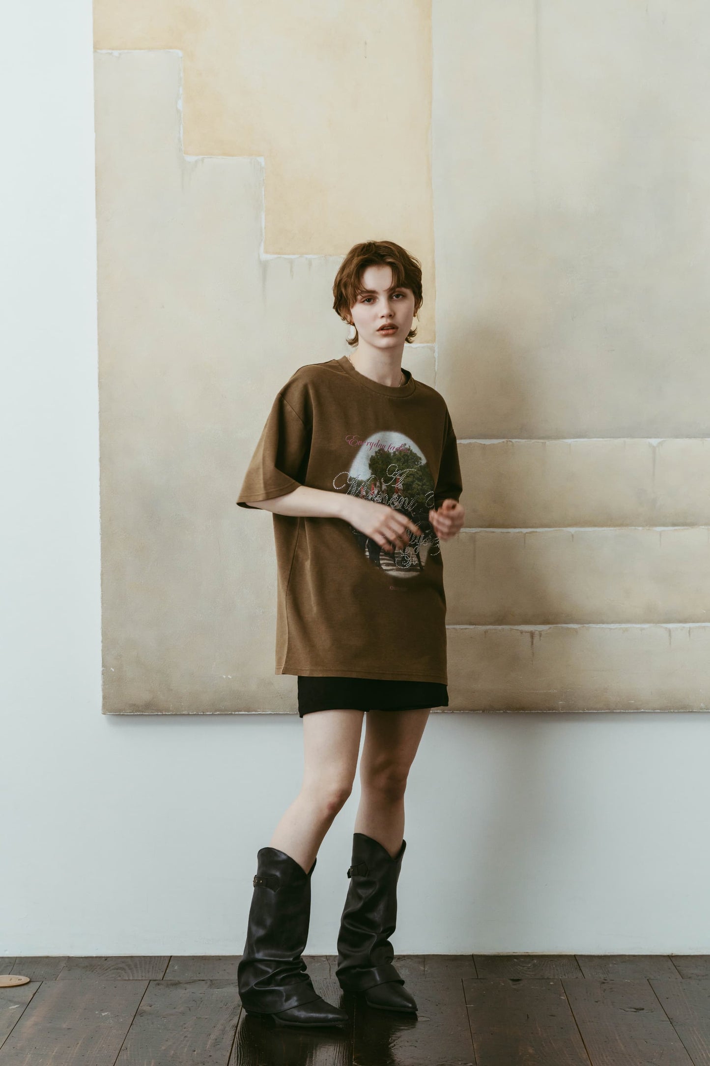 rhinestone graphic tee(unisex)/beige