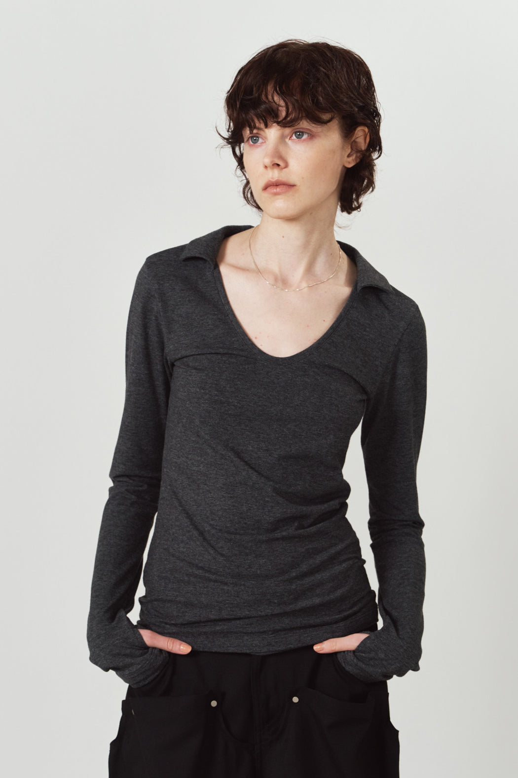 u-neck slim top/charcoal