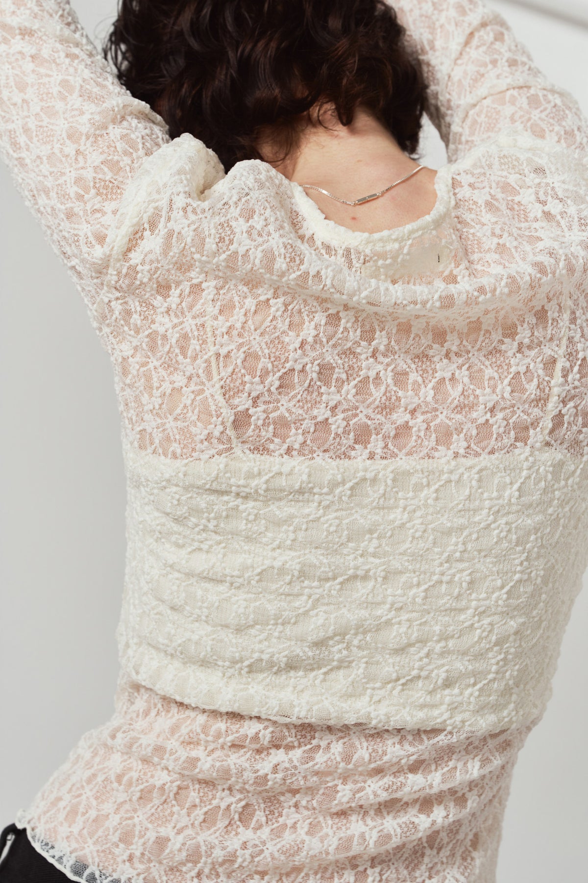 lace gathered top/white