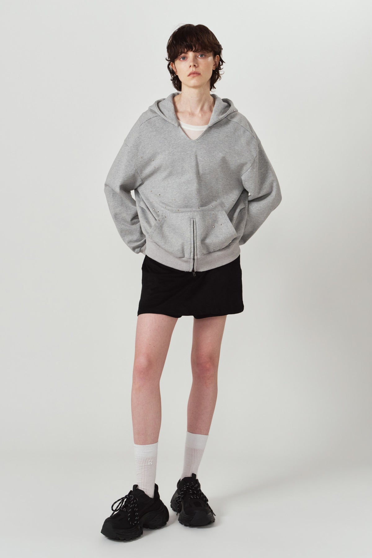 studded hoodie top/gray