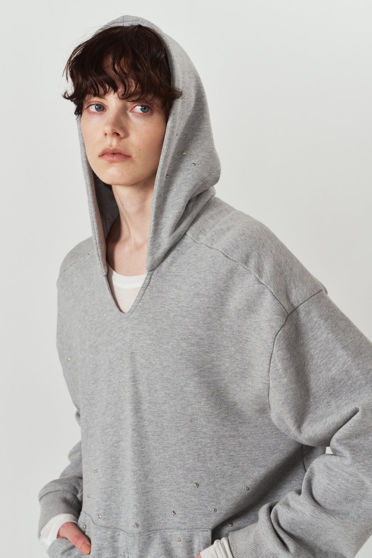 studded hoodie top/gray