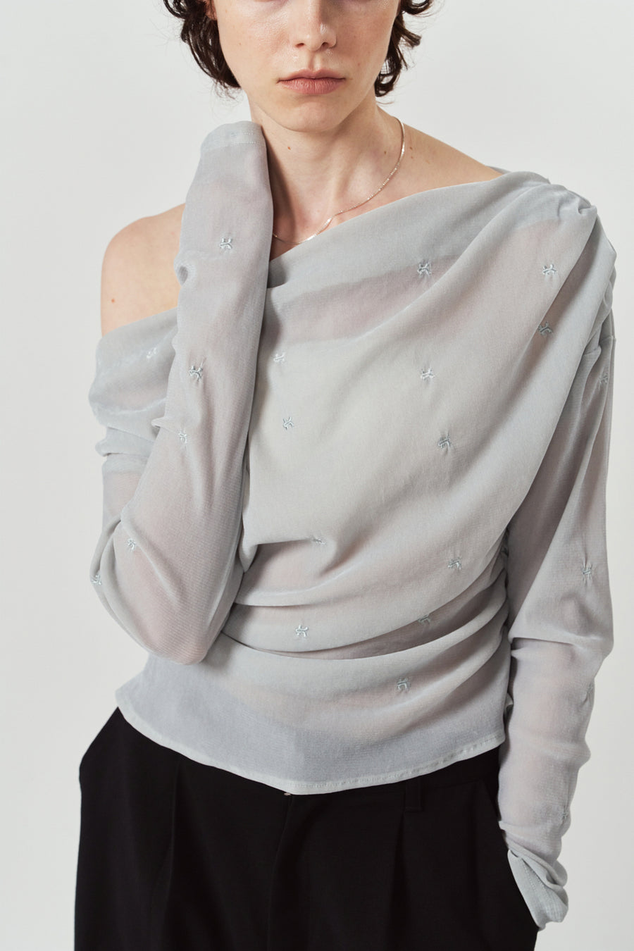 off shoulder velour top/blue