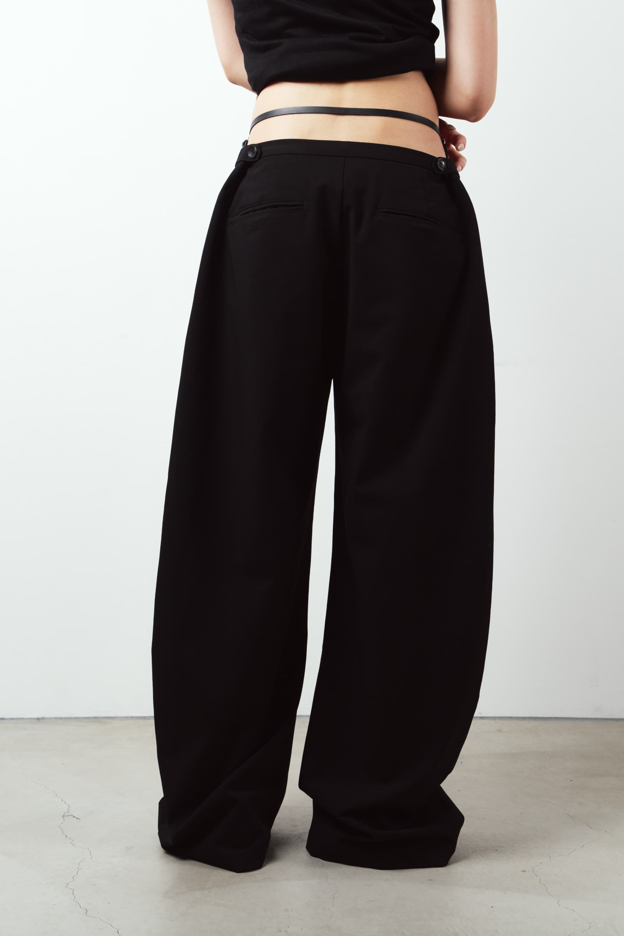 spaghetti pants/black | KNUTH MARF