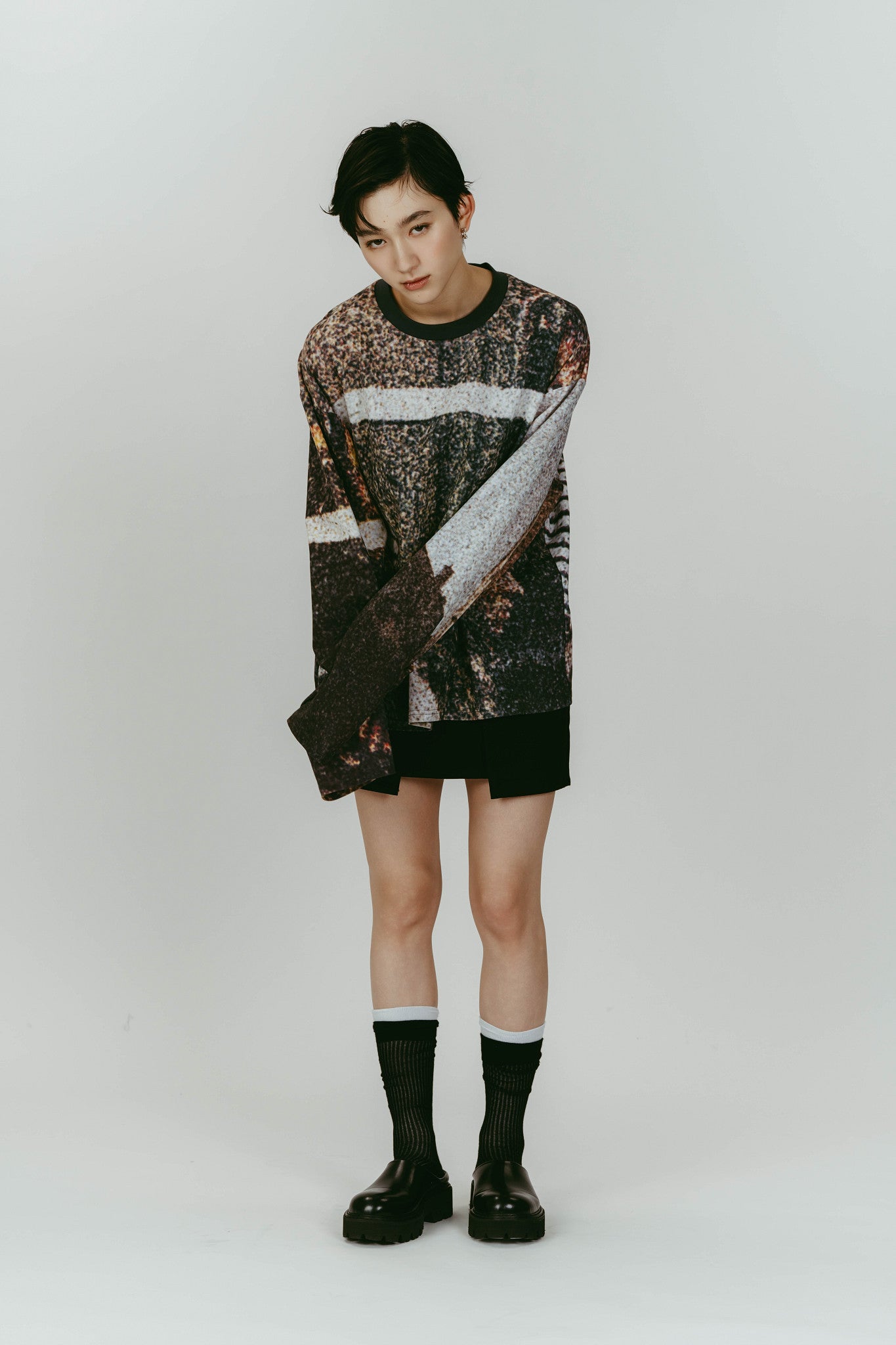 scenery print long sleeve tee/paris