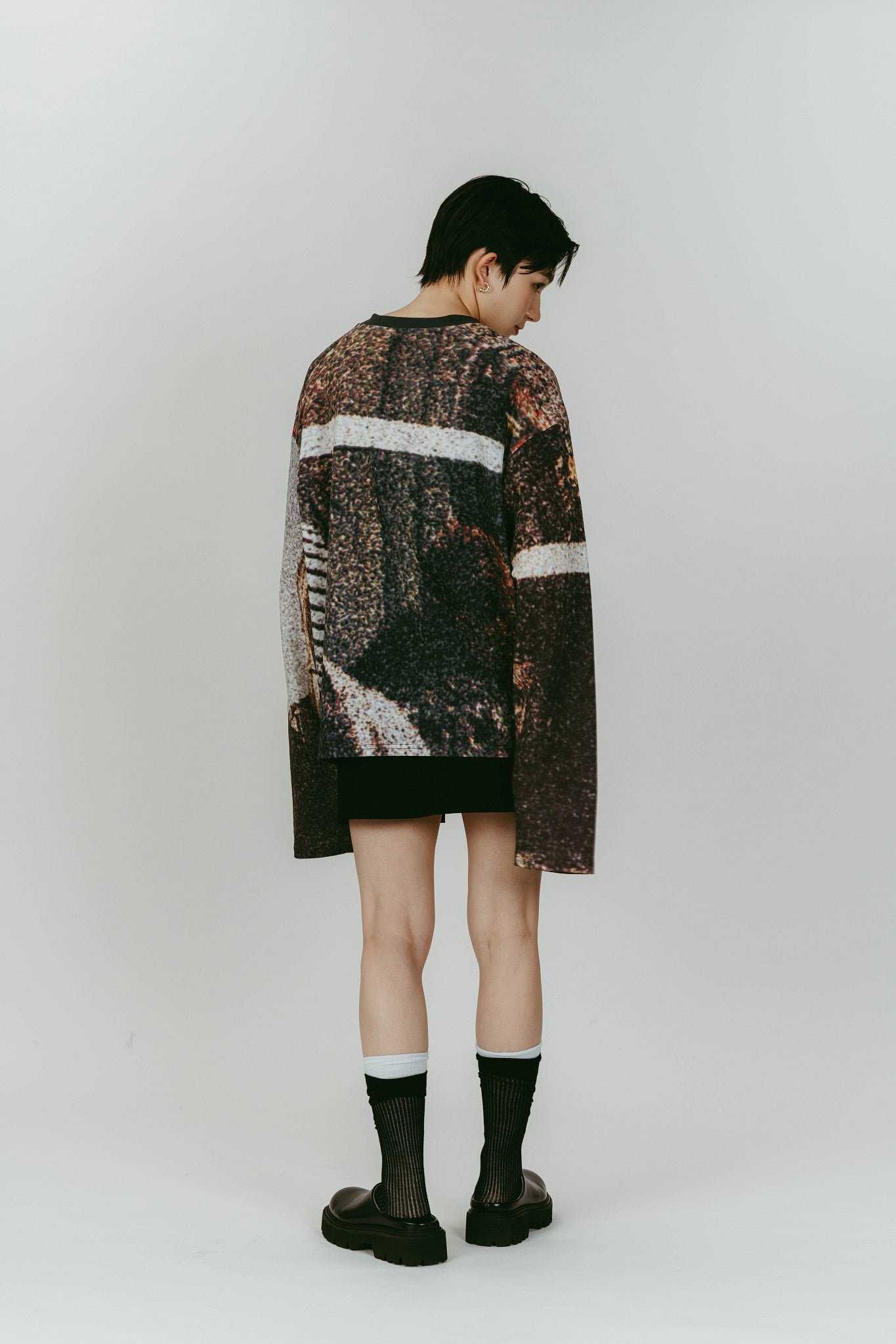 scenery print long sleeve tee/paris