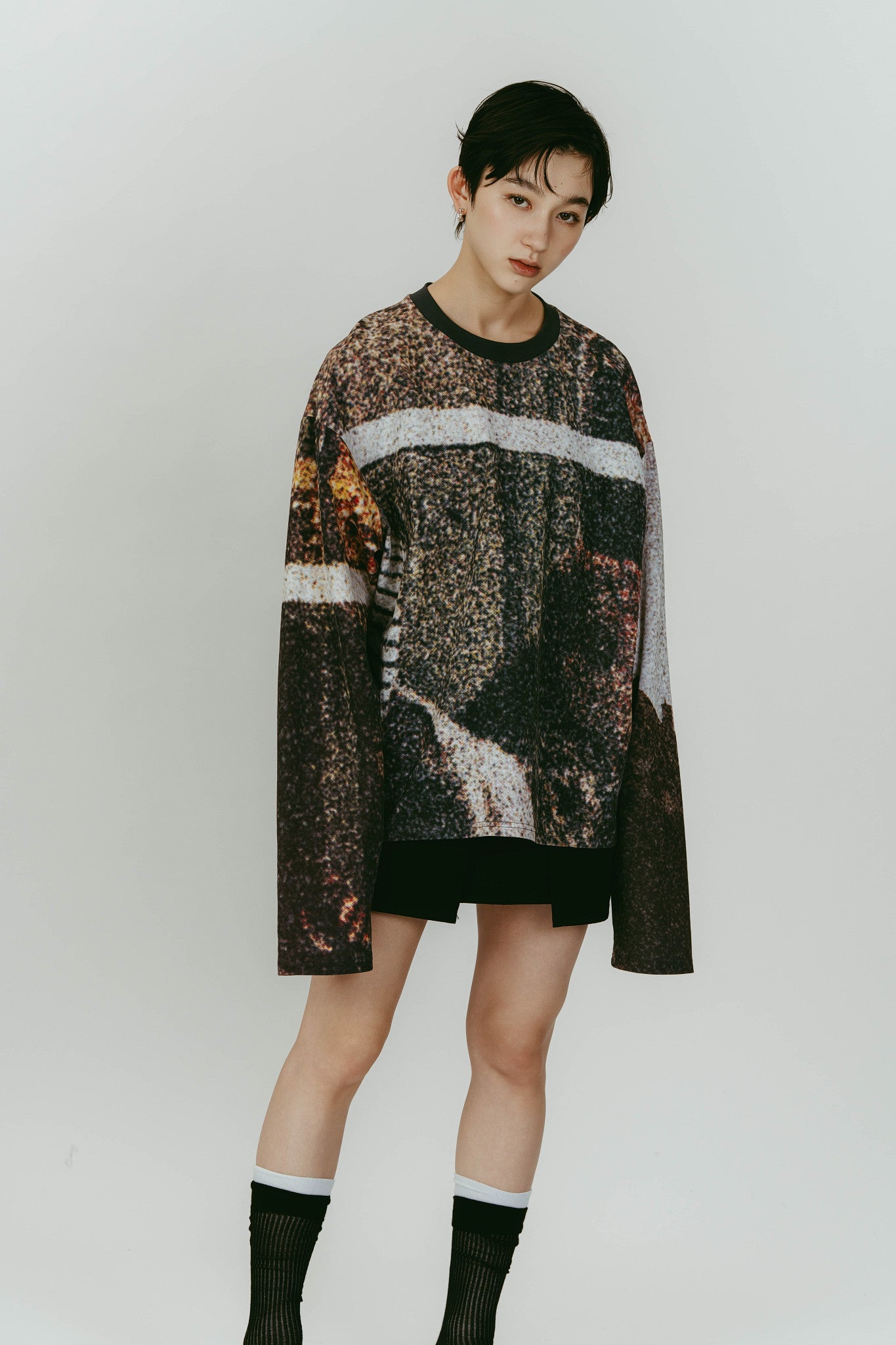 scenery print long sleeve tee/paris