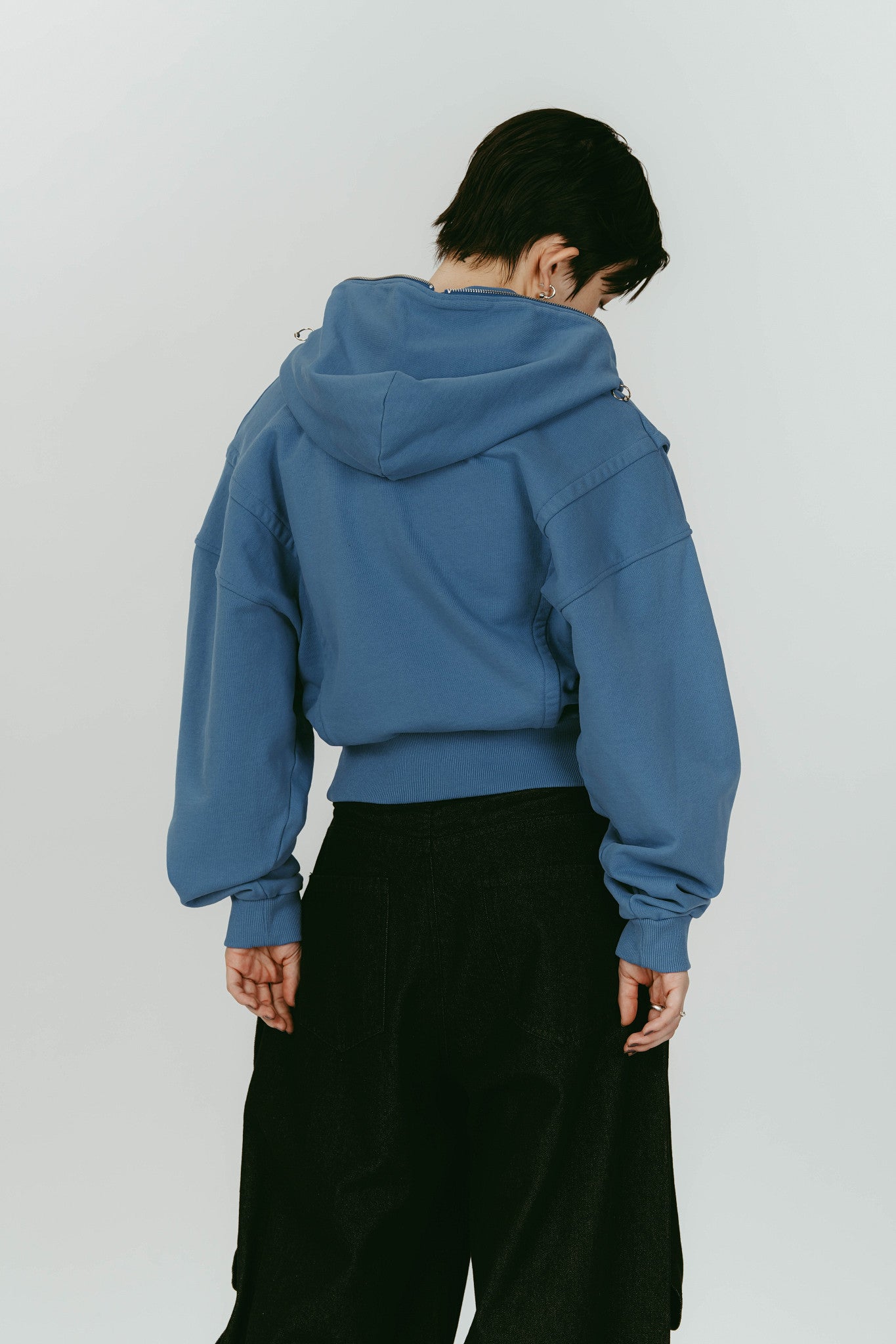 pierced hooded sweatshirt/blue