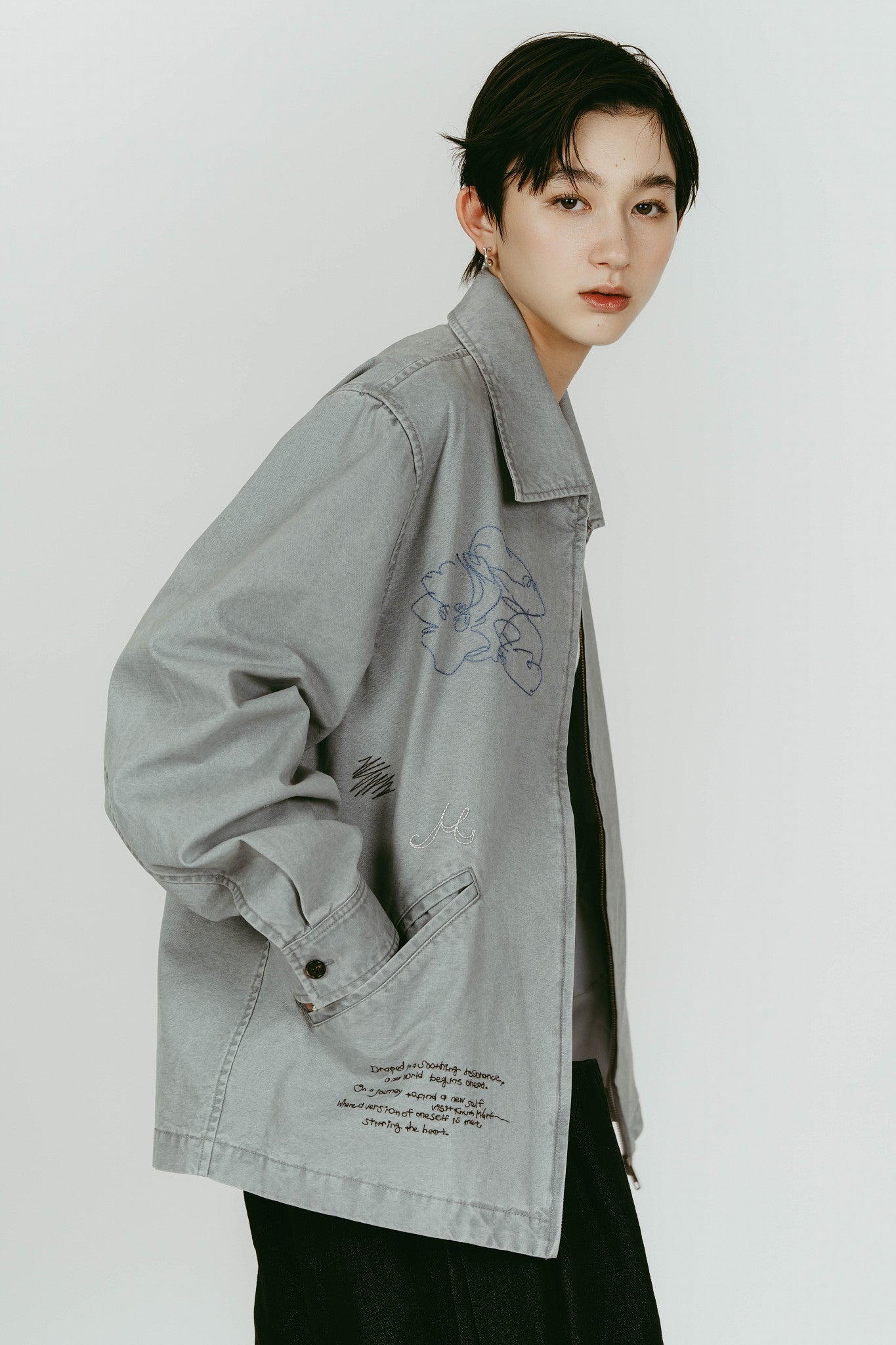 embroidered jacket(unisex)/blue