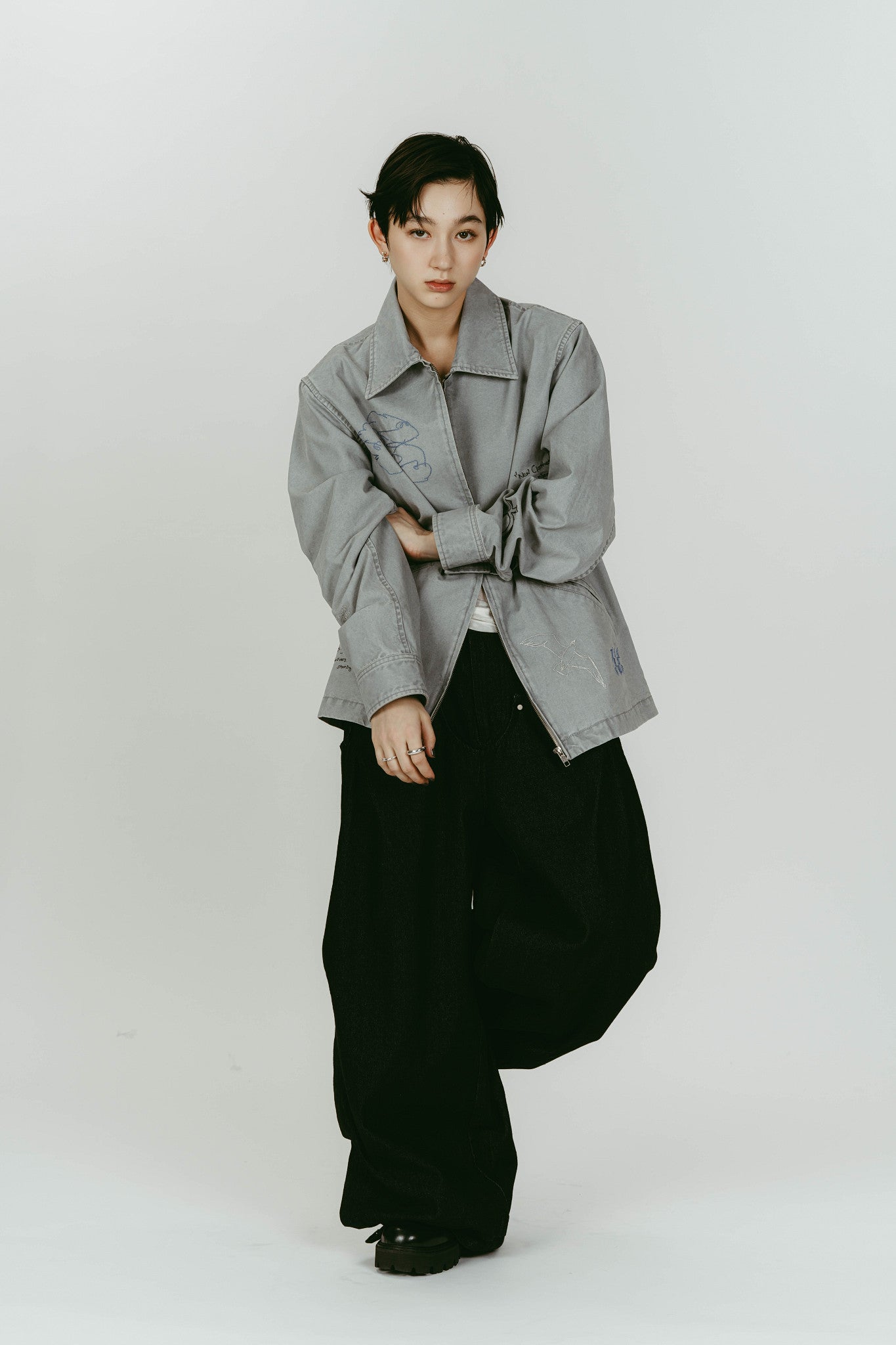 embroidered jacket(unisex)/blue