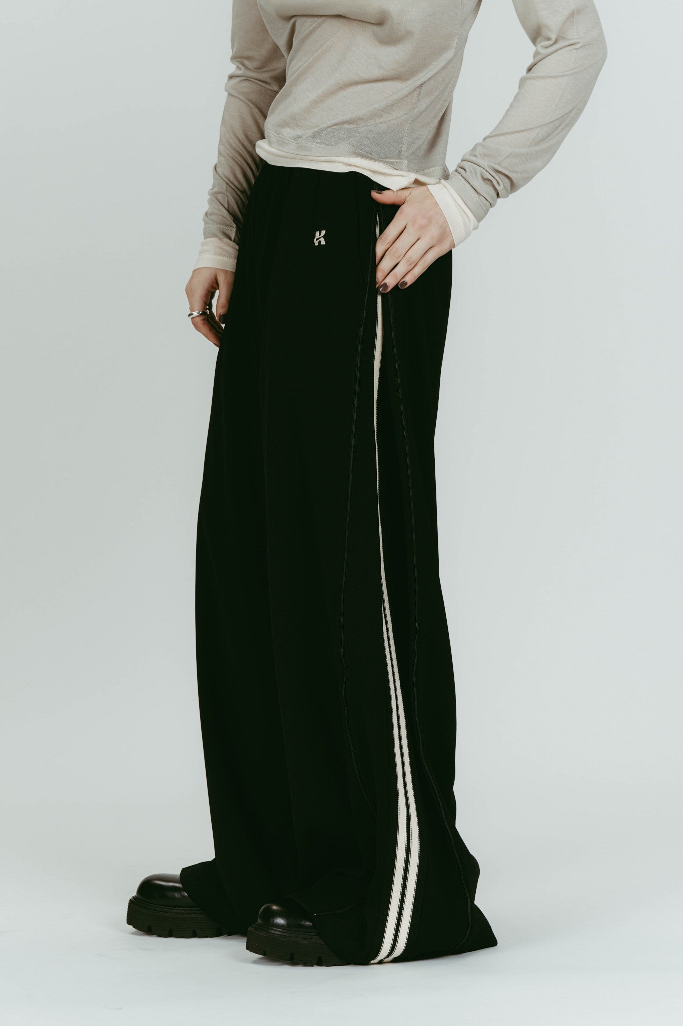 zip-up track pants(unisex)/black