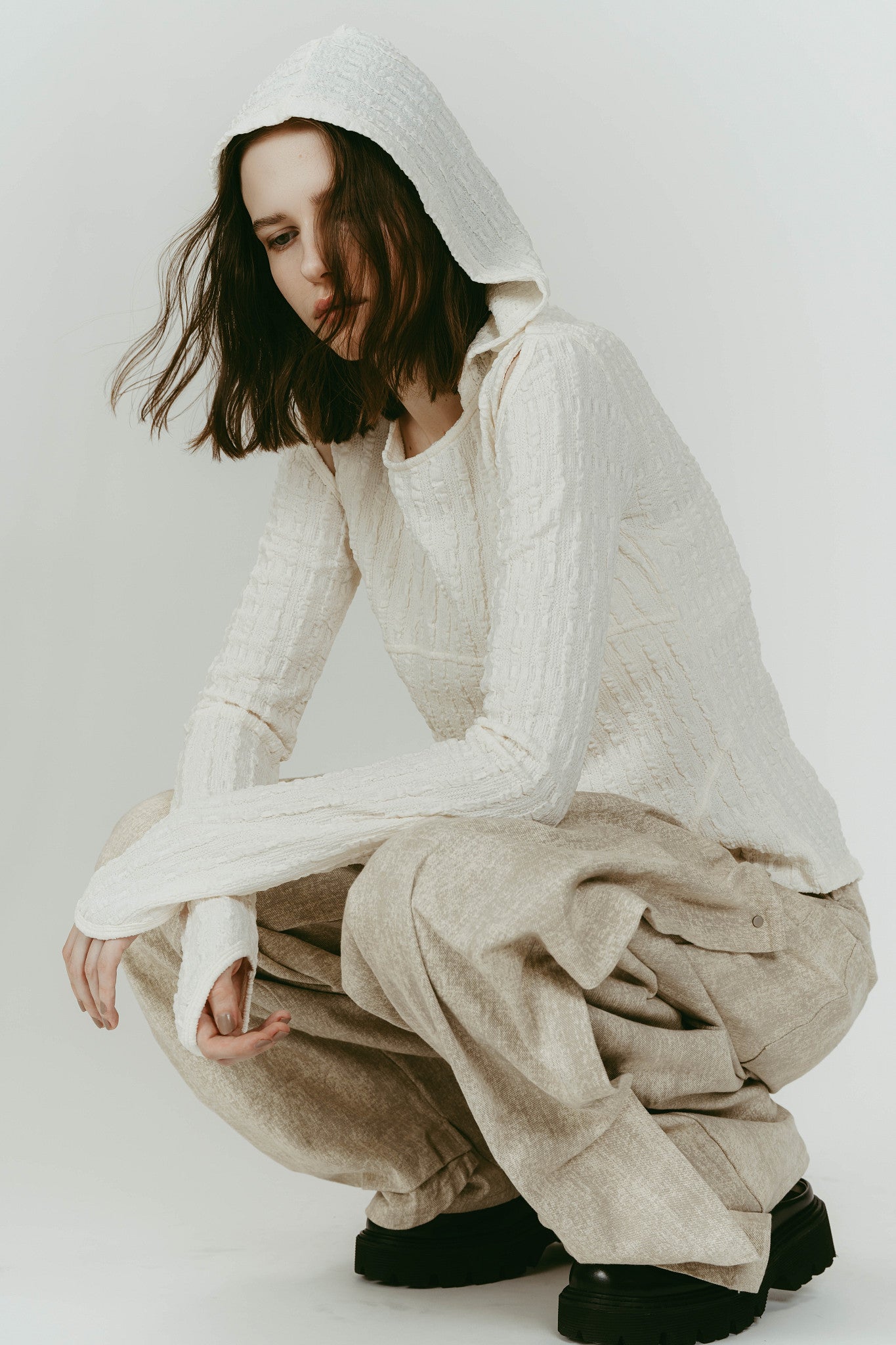 hooded jacquard top/white
