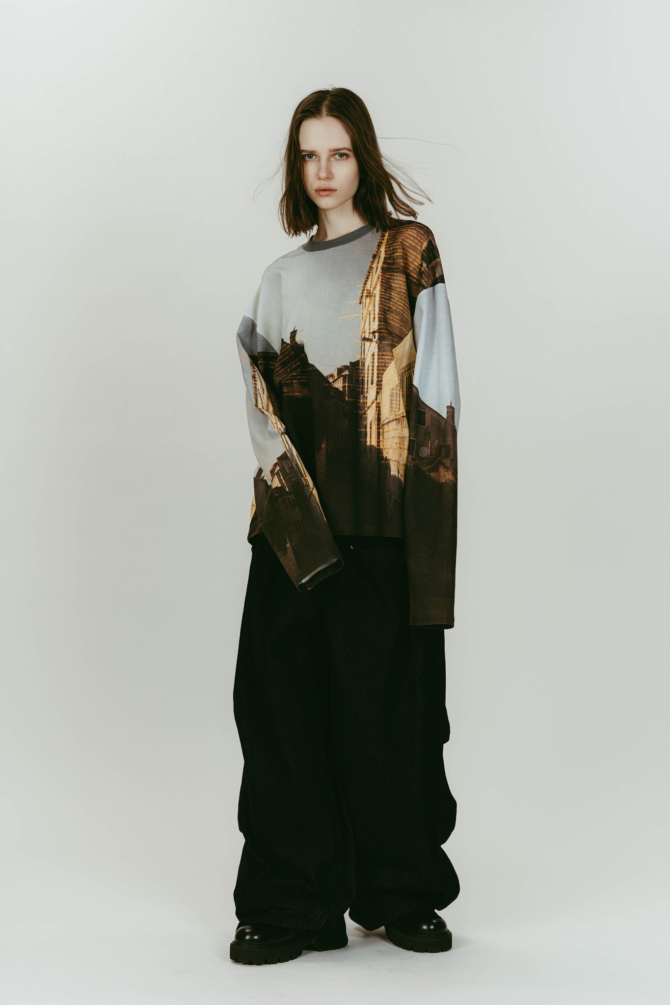 scenery print long sleeve tee/croatia