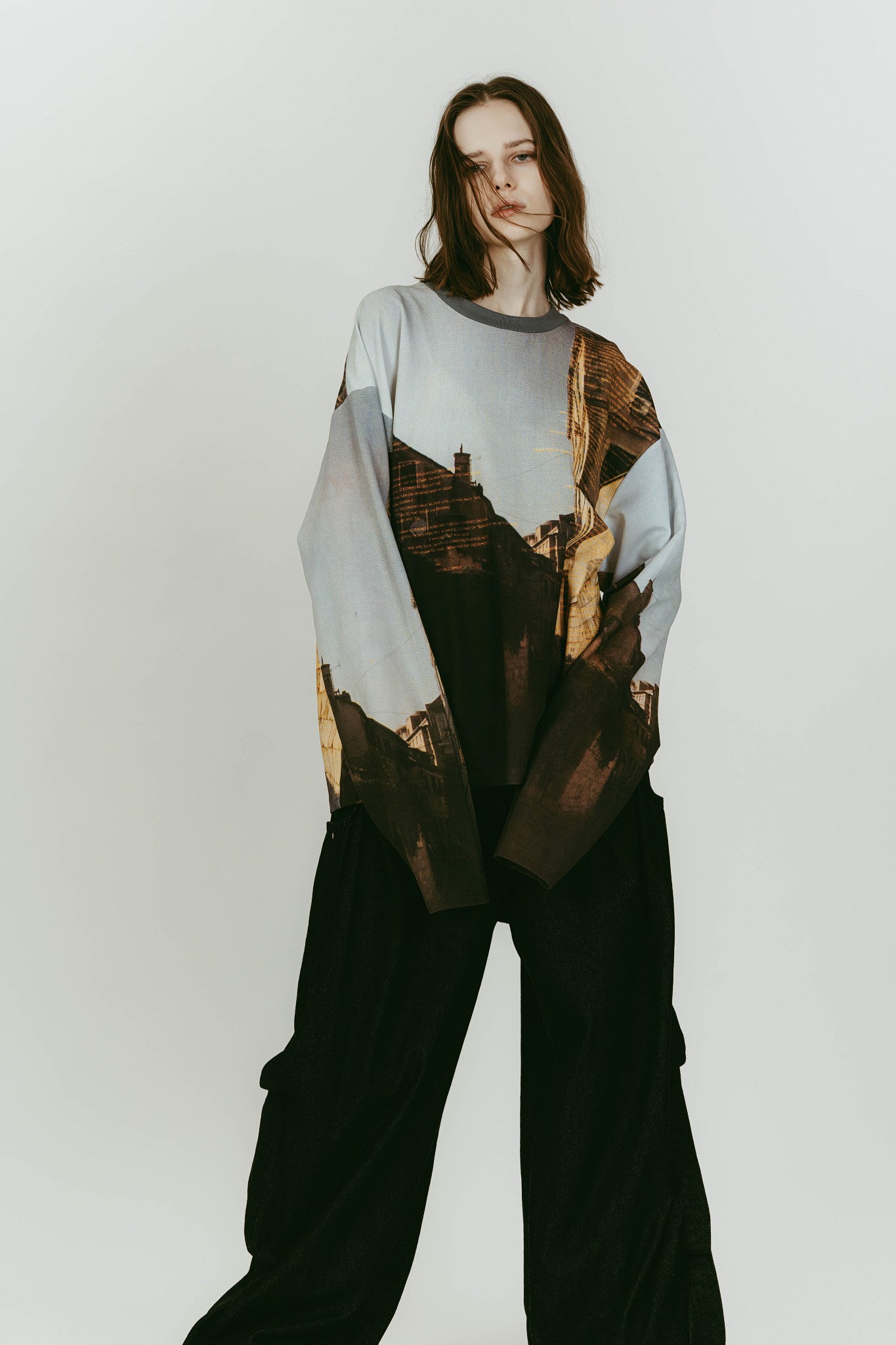 scenery print long sleeve tee/croatia