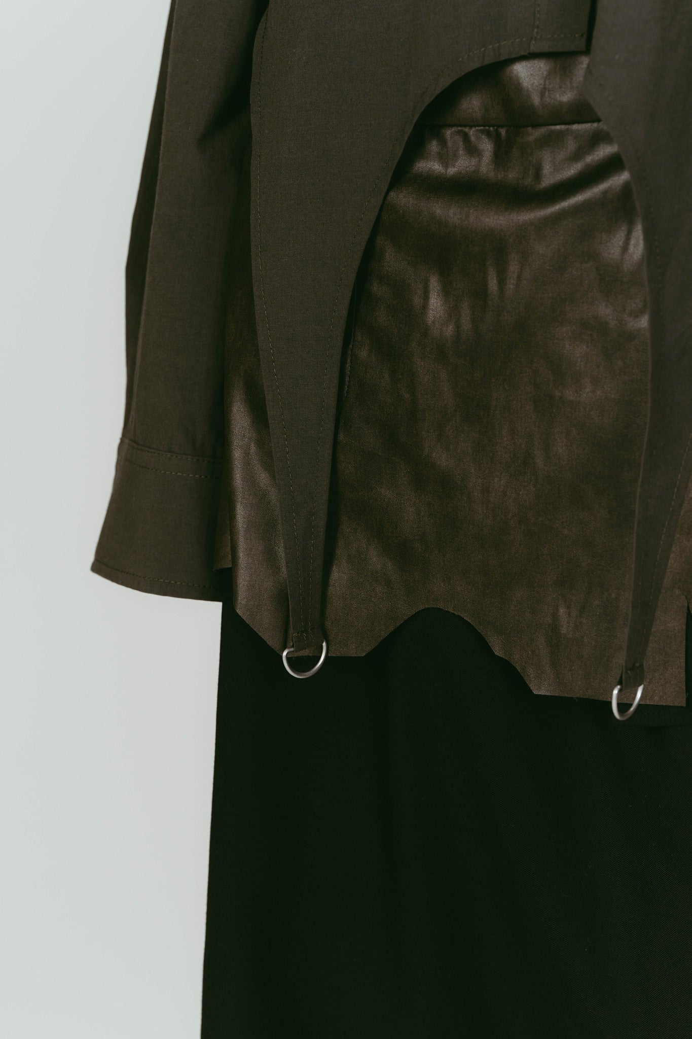 cut layered mid length skirt/leatherblack