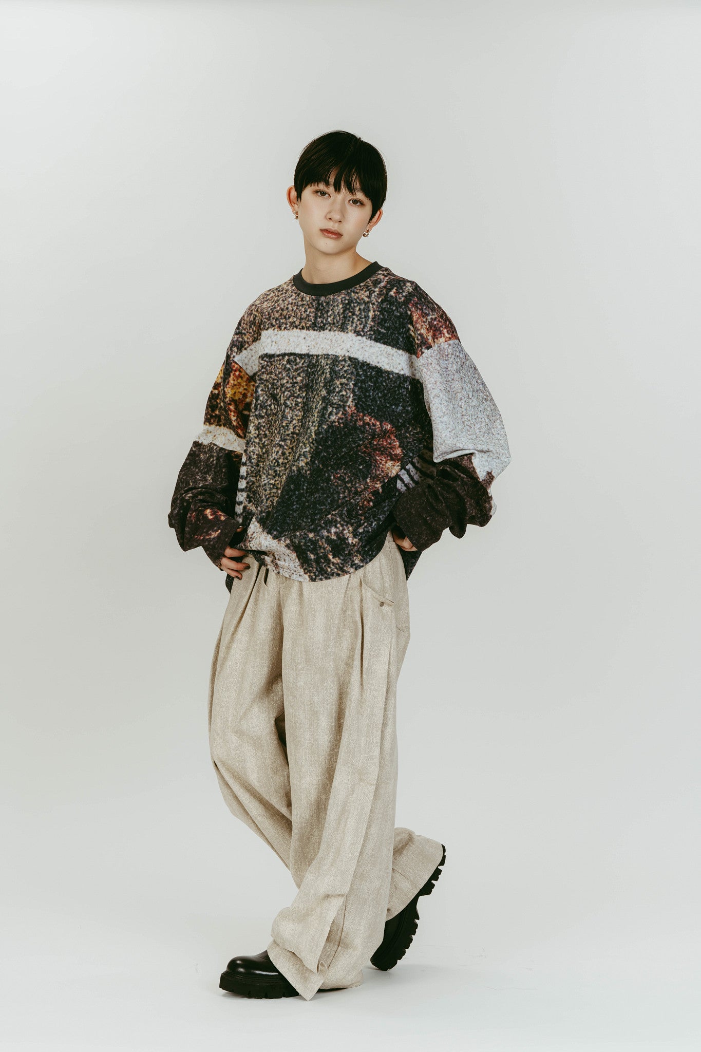 scenery print long sleeve tee/paris